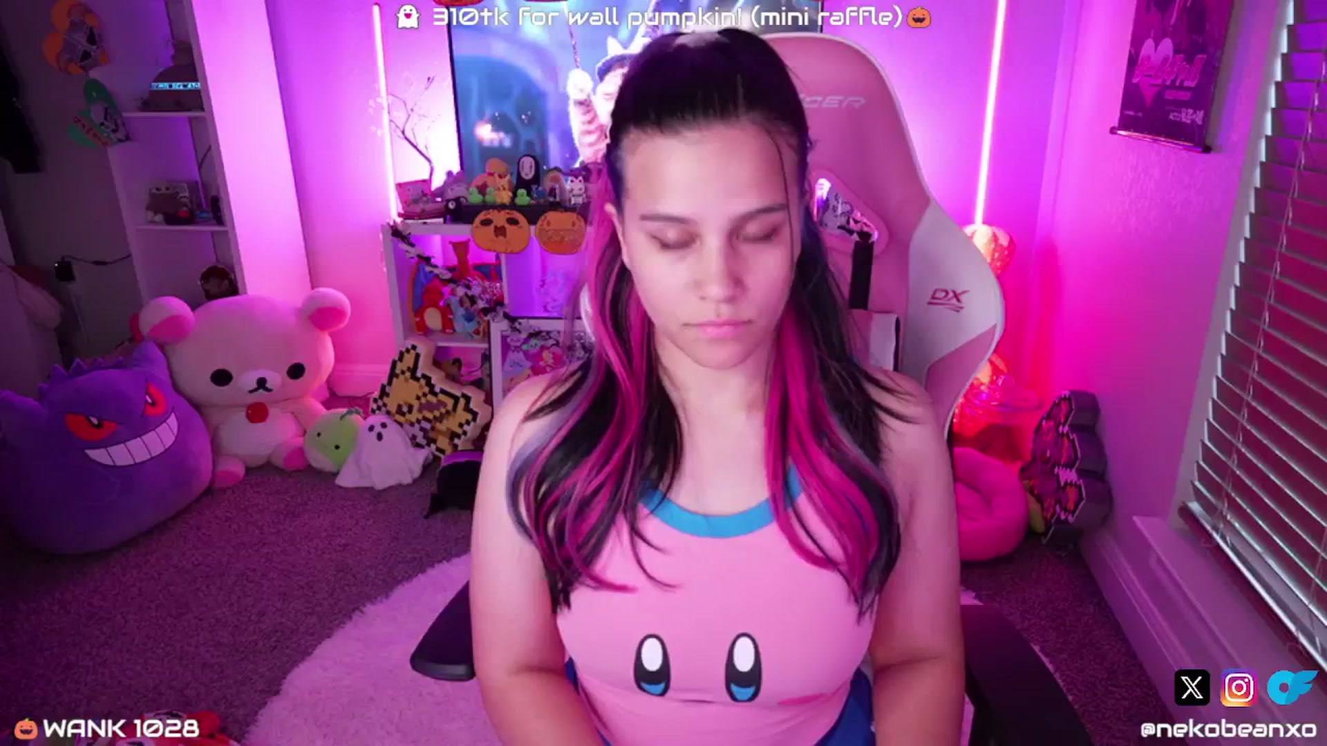 Gallery image thumbnail from Nekobeanxo's myfreecams stream on, 10/24/2024, 23:26 image 16 of 20