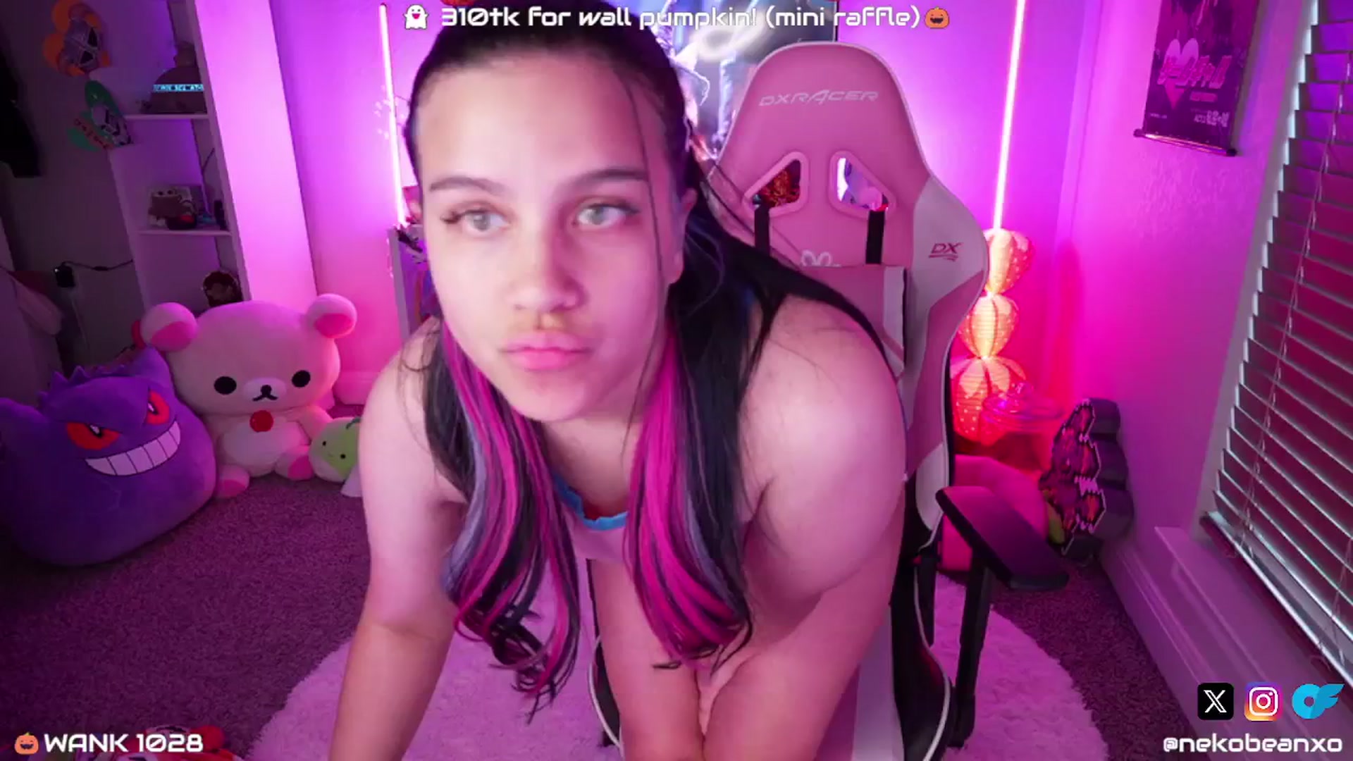 Gallery image thumbnail from Nekobeanxo's myfreecams stream on, 10/24/2024, 23:26 image 14 of 20