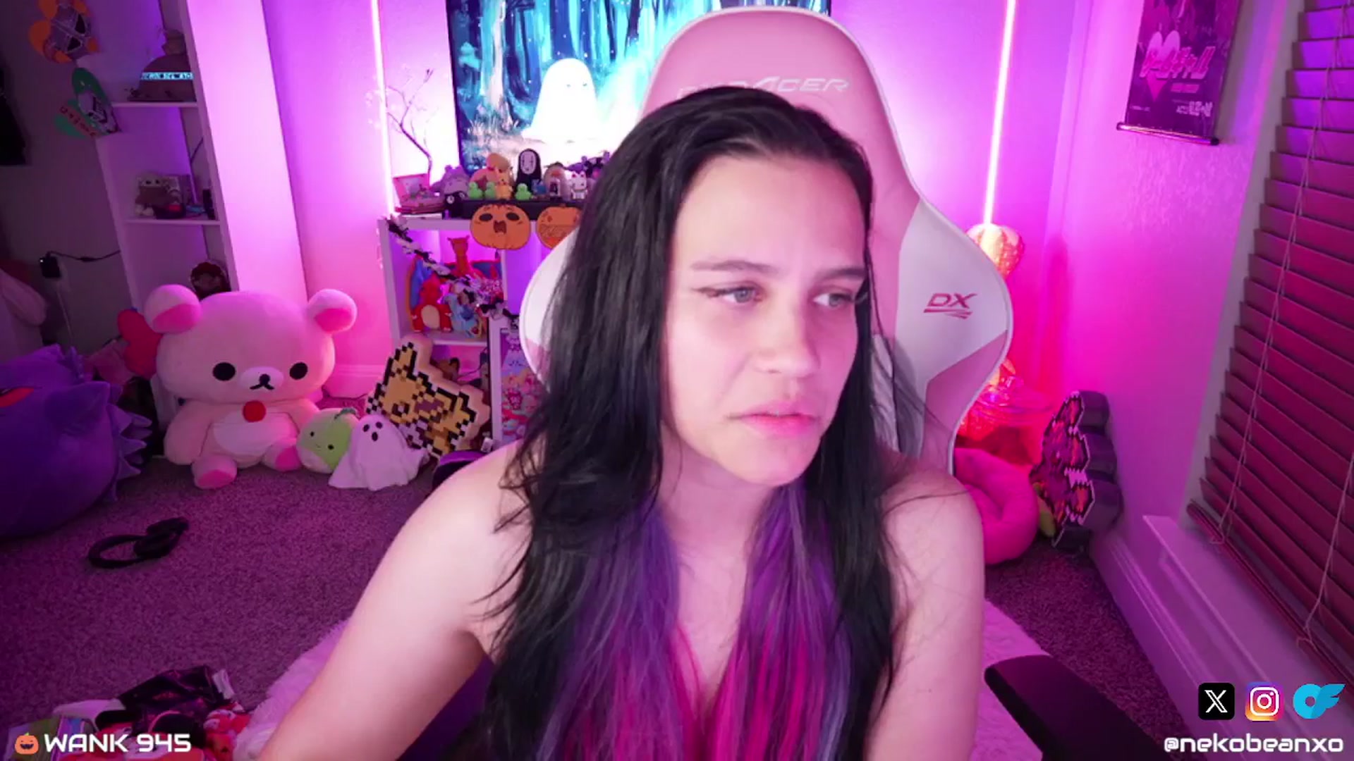 Gallery image thumbnail from Nekobeanxo's myfreecams stream on, 10/25/2024, 08:19 image 14 of 20