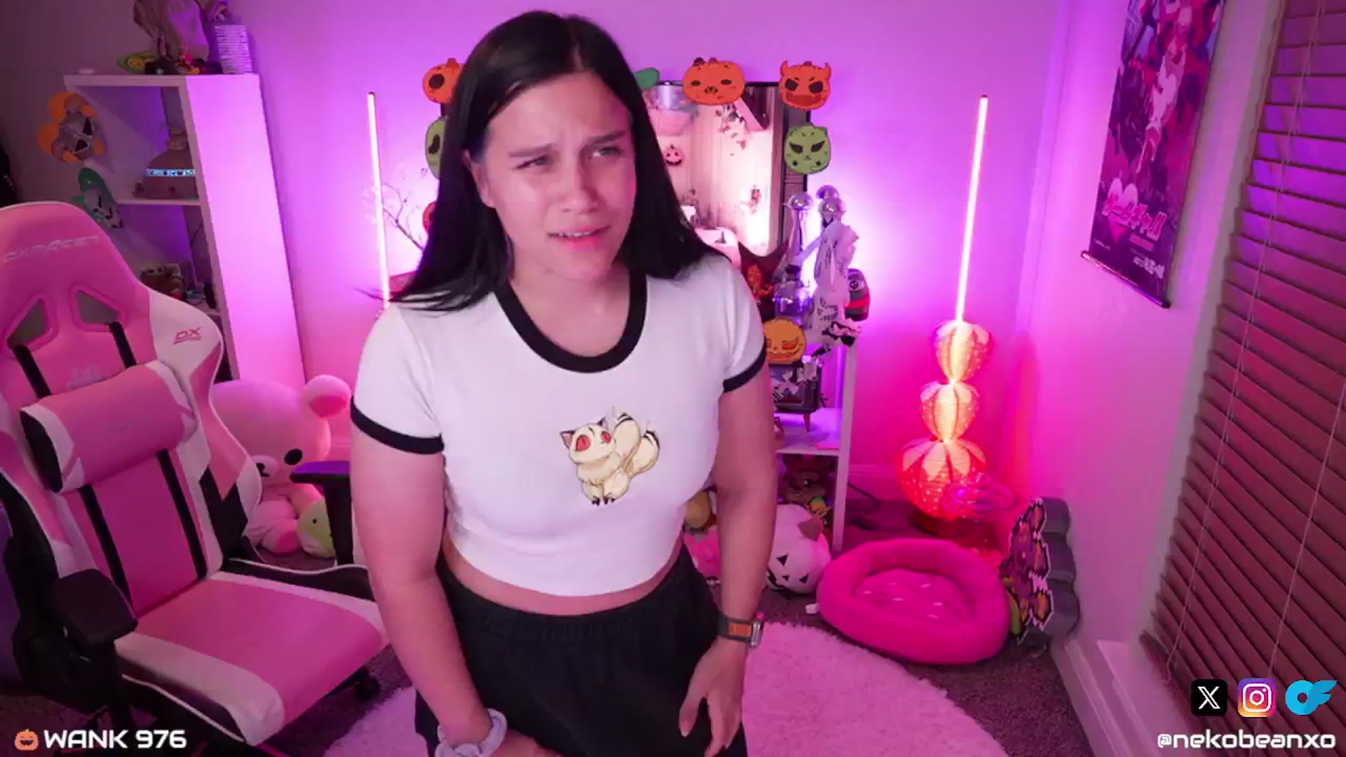 Gallery image thumbnail from Nekobeanxo's myfreecams stream on, 10/27/2024, 07:21 image 4 of 20
