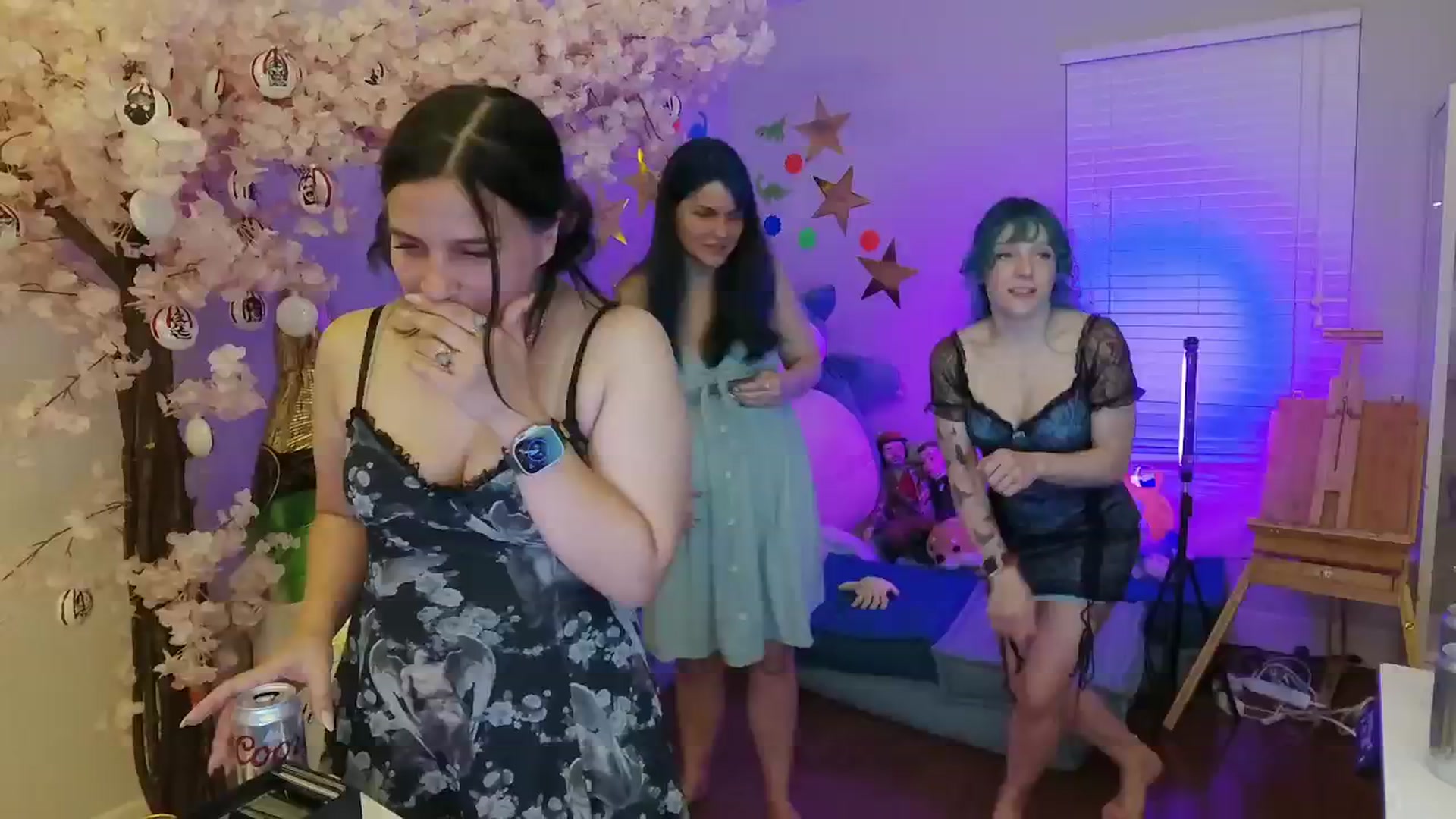 Gallery image thumbnail from Nekobeanxo's myfreecams stream on, 10/30/2024, 05:10 image 13 of 20