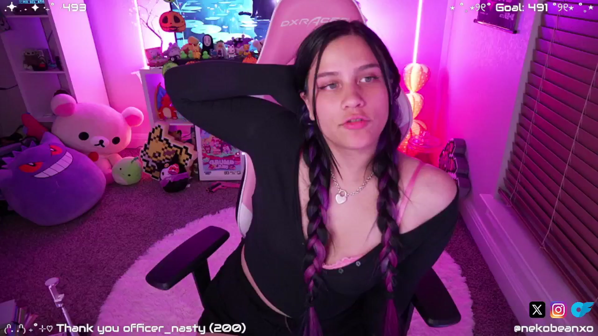 Gallery image thumbnail from Nekobeanxo's myfreecams stream on, 11/06/2024, 04:37 image 18 of 20