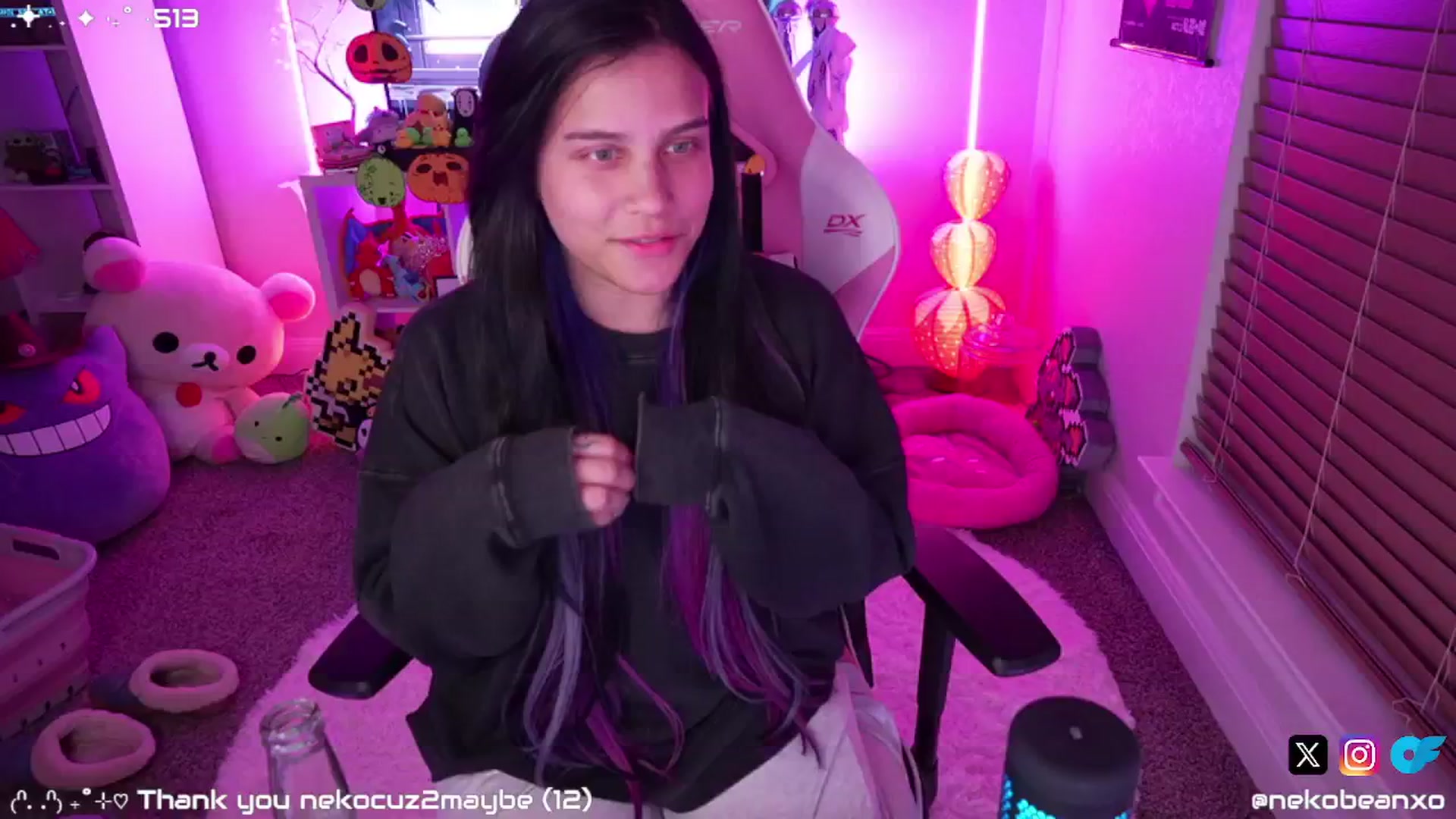 Gallery image thumbnail from Nekobeanxo's myfreecams stream on, 11/15/2024, 07:10 image 7 of 20