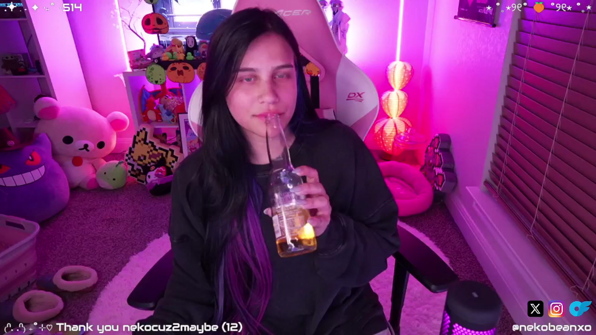 Gallery image thumbnail from Nekobeanxo's myfreecams stream on, 11/15/2024, 07:10 image 17 of 20