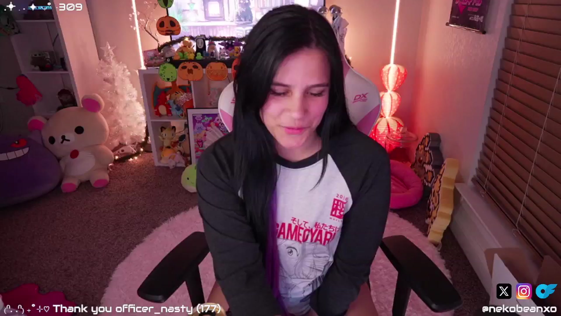 Gallery image thumbnail from Nekobeanxo's myfreecams stream on, 11/22/2024, 04:48 image 19 of 20