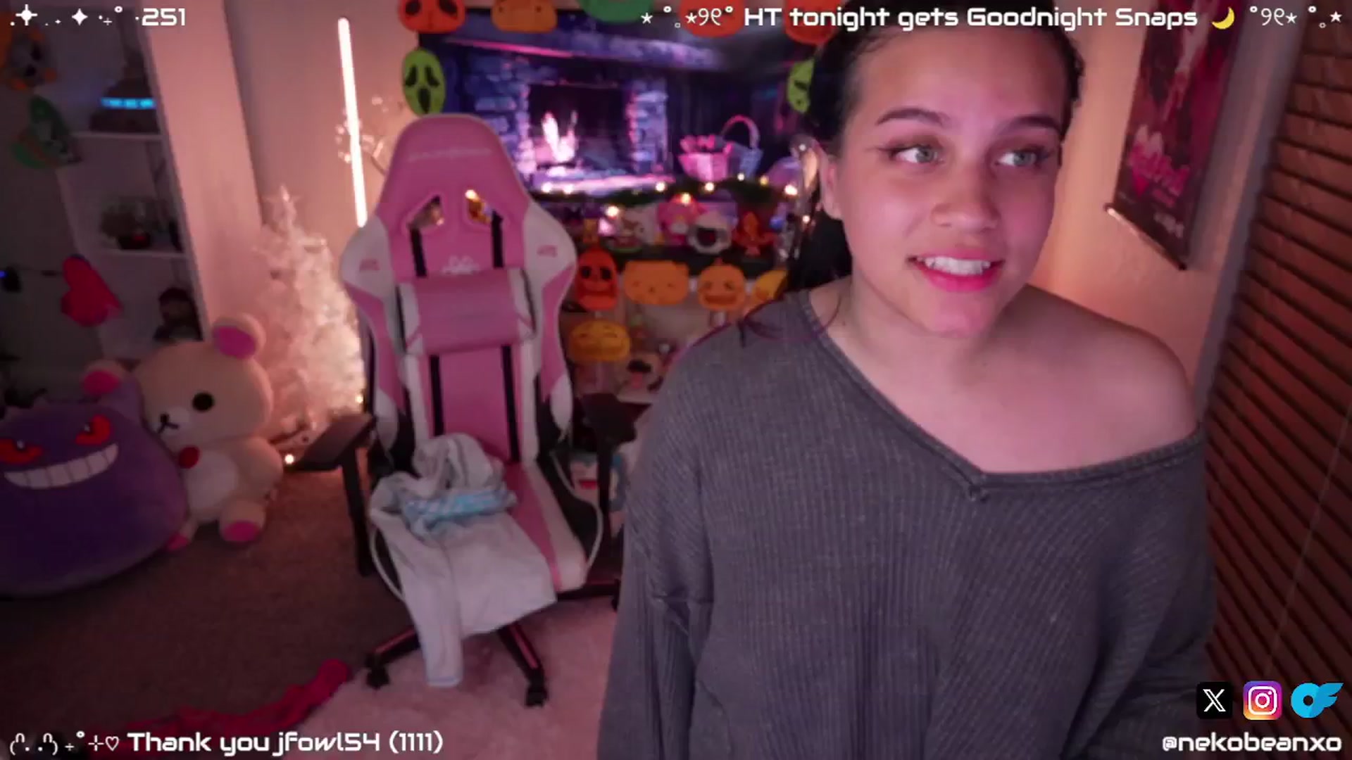 Gallery image thumbnail from Nekobeanxo's myfreecams stream on, 11/23/2024, 08:16 image 5 of 20