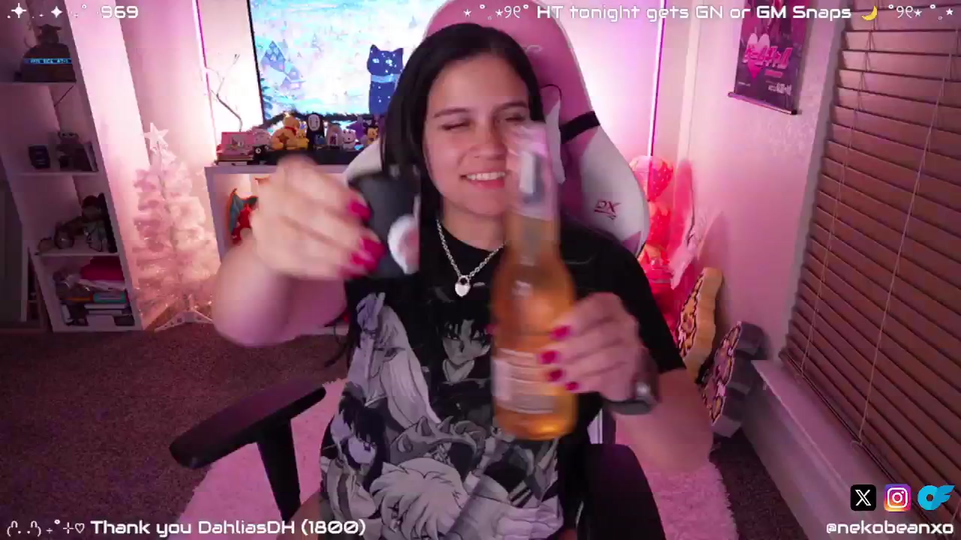 Gallery image thumbnail from Nekobeanxo's myfreecams stream on, 12/06/2024, 05:35 image 7 of 20