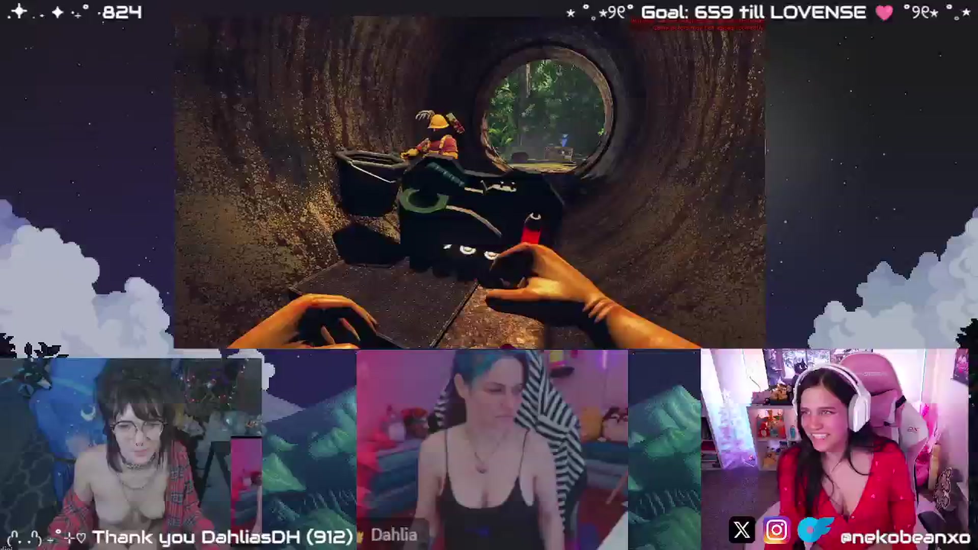 Gallery image thumbnail from Nekobeanxo's myfreecams stream on, 12/12/2024, 06:25 image 8 of 20