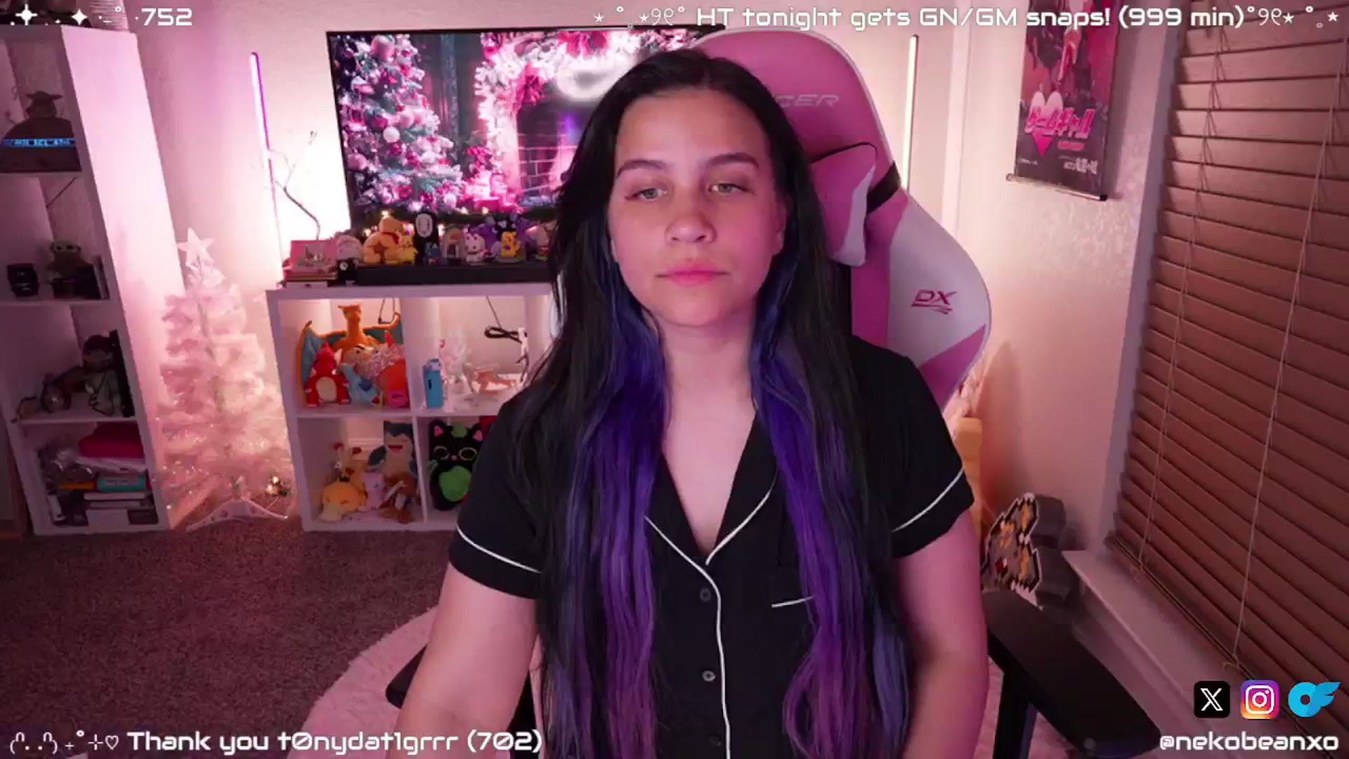 Gallery image thumbnail from Nekobeanxo's myfreecams stream on, 12/16/2024, 06:44 image 20 of 20