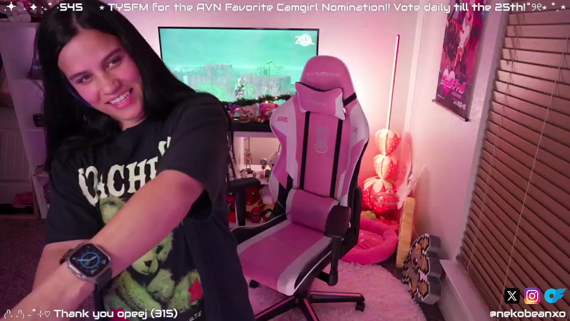Gallery image thumbnail from Nekobeanxo's myfreecams stream on, 12/20/2024, 07:31 image 2 of 20