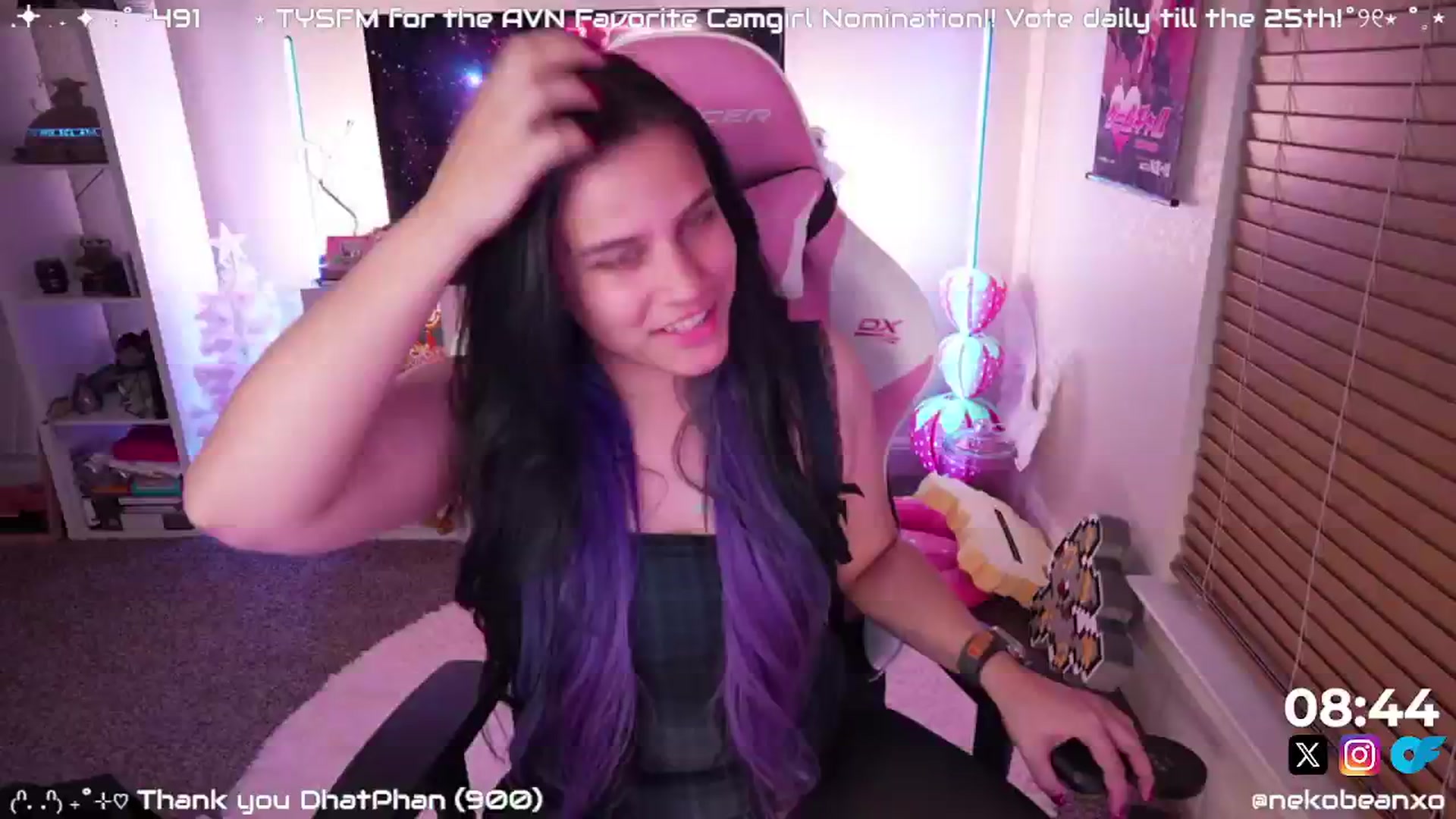 Gallery image thumbnail from Nekobeanxo's myfreecams stream on, 12/21/2024, 09:45 image 4 of 20