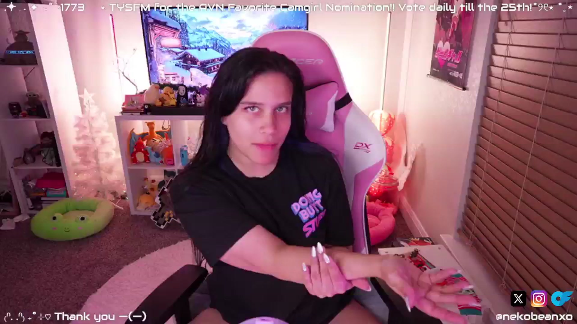 Gallery image thumbnail from Nekobeanxo's myfreecams stream on, 01/03/2025, 06:09 image 3 of 20