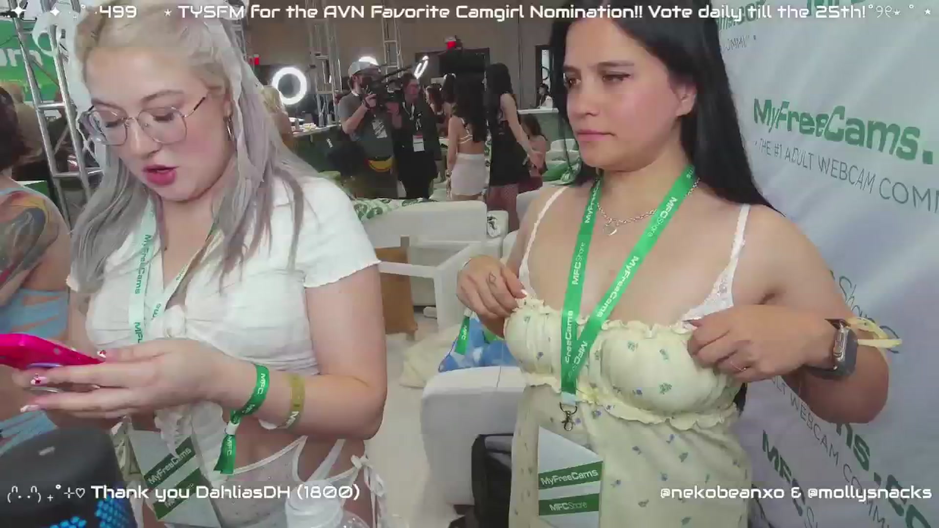 Gallery image thumbnail from Nekobeanxo's myfreecams stream on, 01/23/2025, 02:34 image 9 of 20