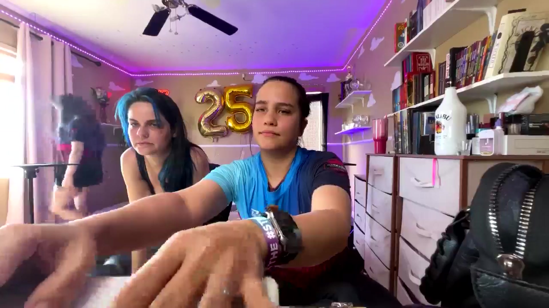 Gallery image thumbnail from Nekobeanxo's myfreecams stream on, 02/23/2025, 22:32 image 20 of 20