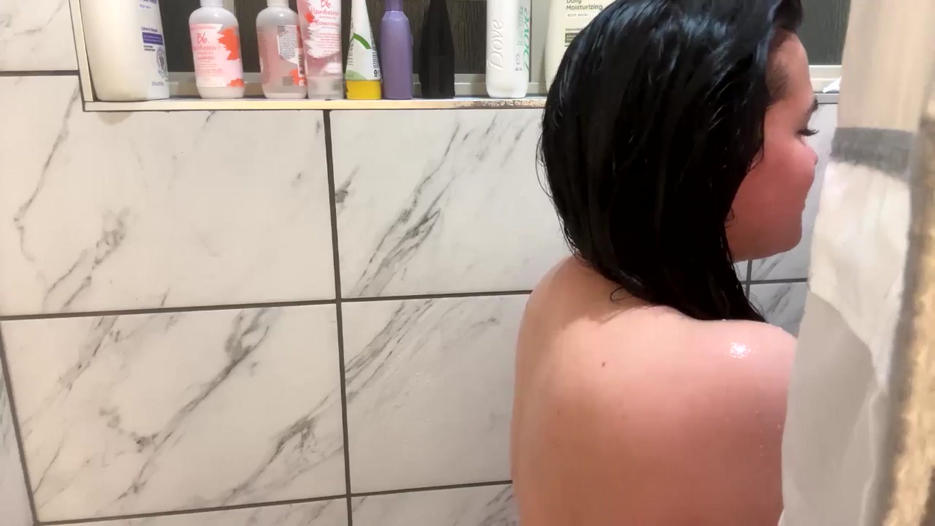 Gallery image thumbnail from Nekobeanxo's myfreecams stream on, 02/26/2025, 05:45 image 16 of 20