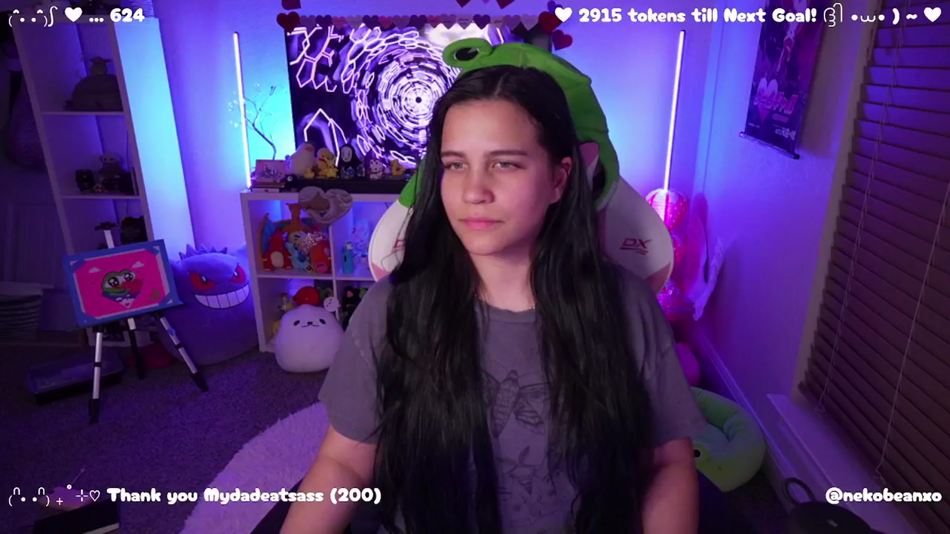 Gallery image thumbnail from Nekobeanxo's myfreecams stream on, 03/25/2025, 05:18 image 14 of 20