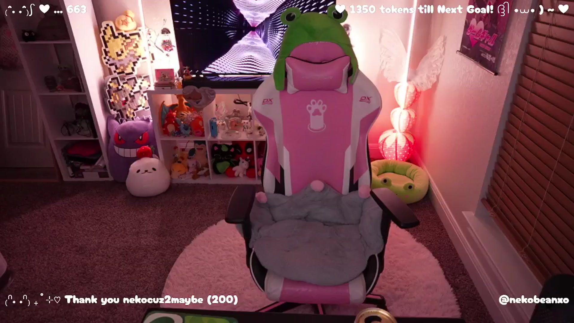 Gallery image thumbnail from Nekobeanxo's myfreecams stream on, 04/01/2025, 02:49 image 16 of 20