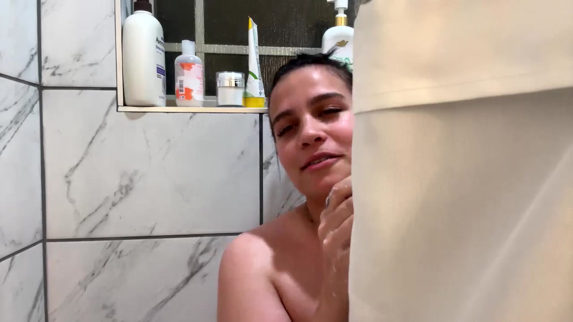 Gallery image thumbnail from Nekobeanxo's myfreecams stream on, 04/06/2025, 08:46 image 9 of 20