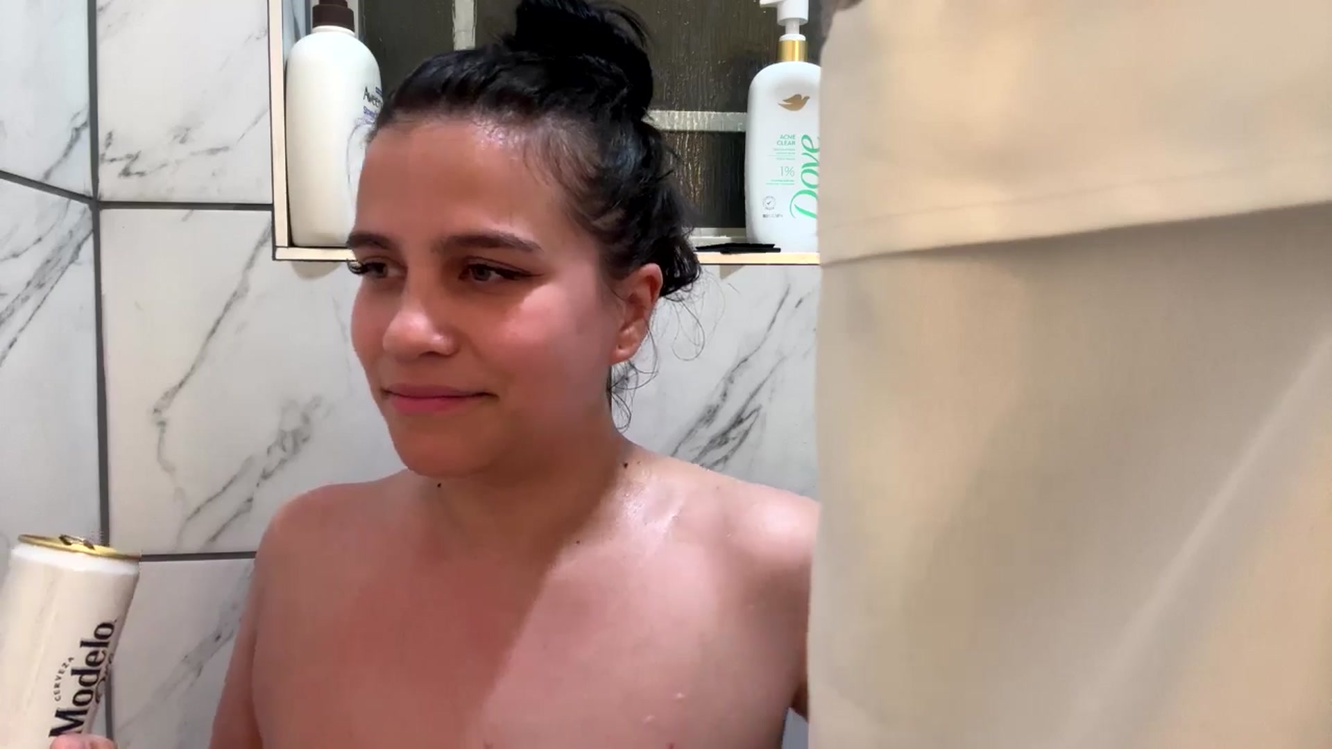 Gallery image thumbnail from Nekobeanxo's myfreecams stream on, 04/06/2025, 08:46 image 10 of 20