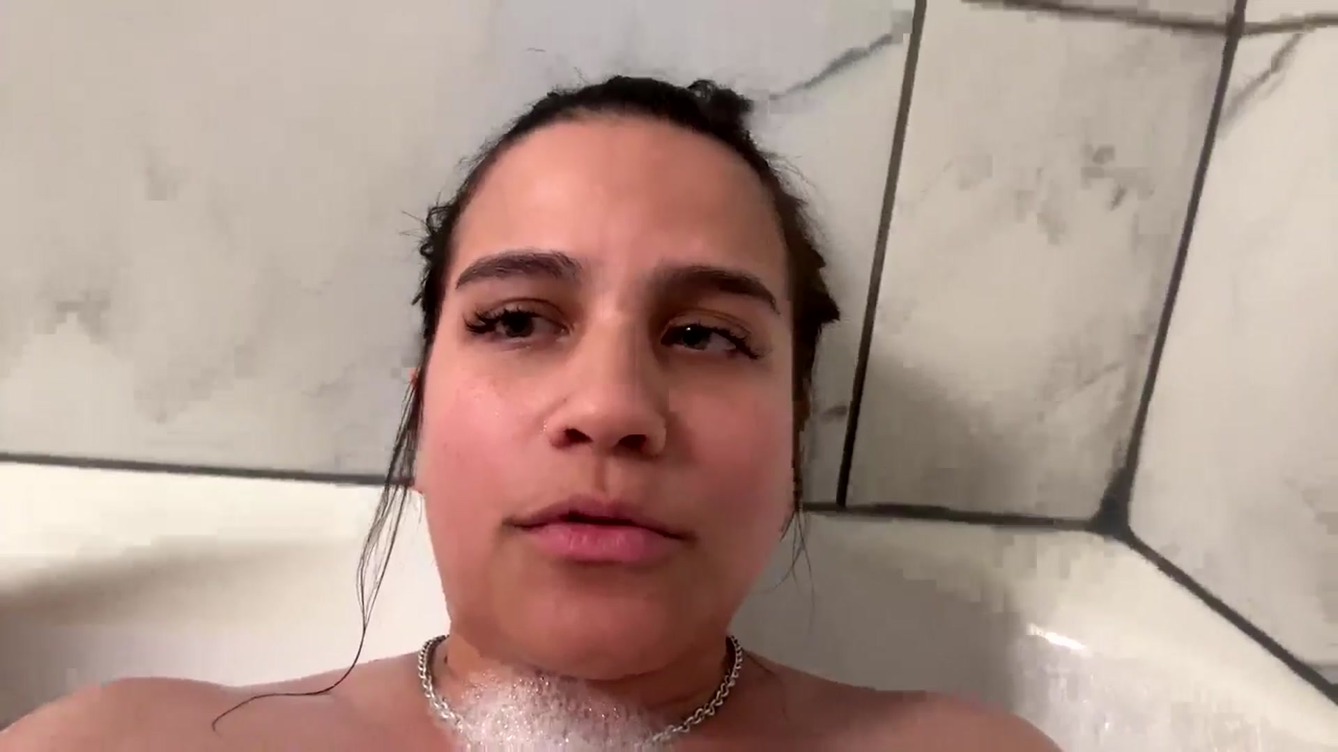 Gallery image thumbnail from Nekobeanxo's myfreecams stream on, 04/08/2025, 06:29 image 19 of 20