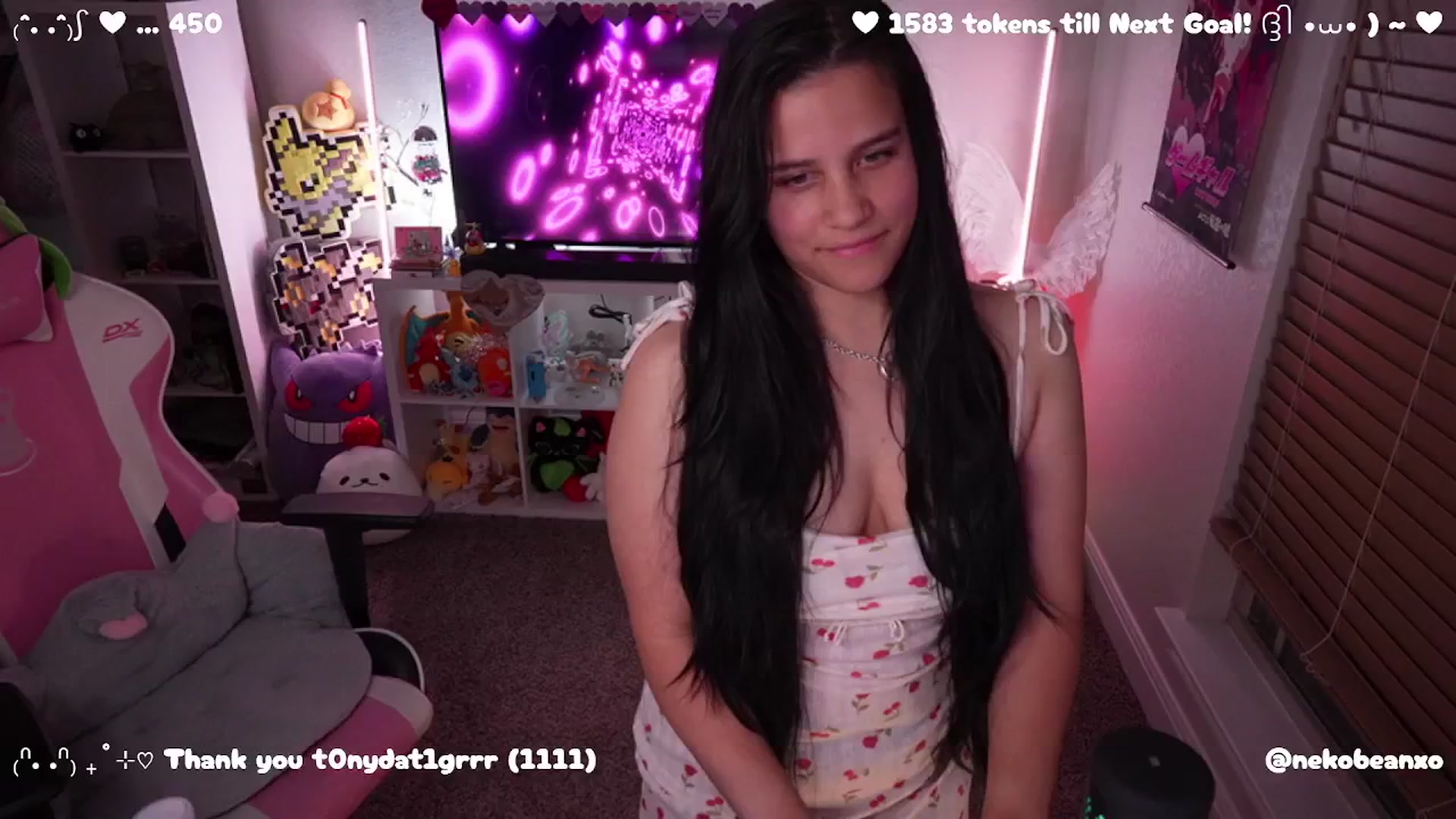 Gallery image thumbnail from Nekobeanxo's myfreecams stream on, 04/08/2025, 06:54 image 18 of 20