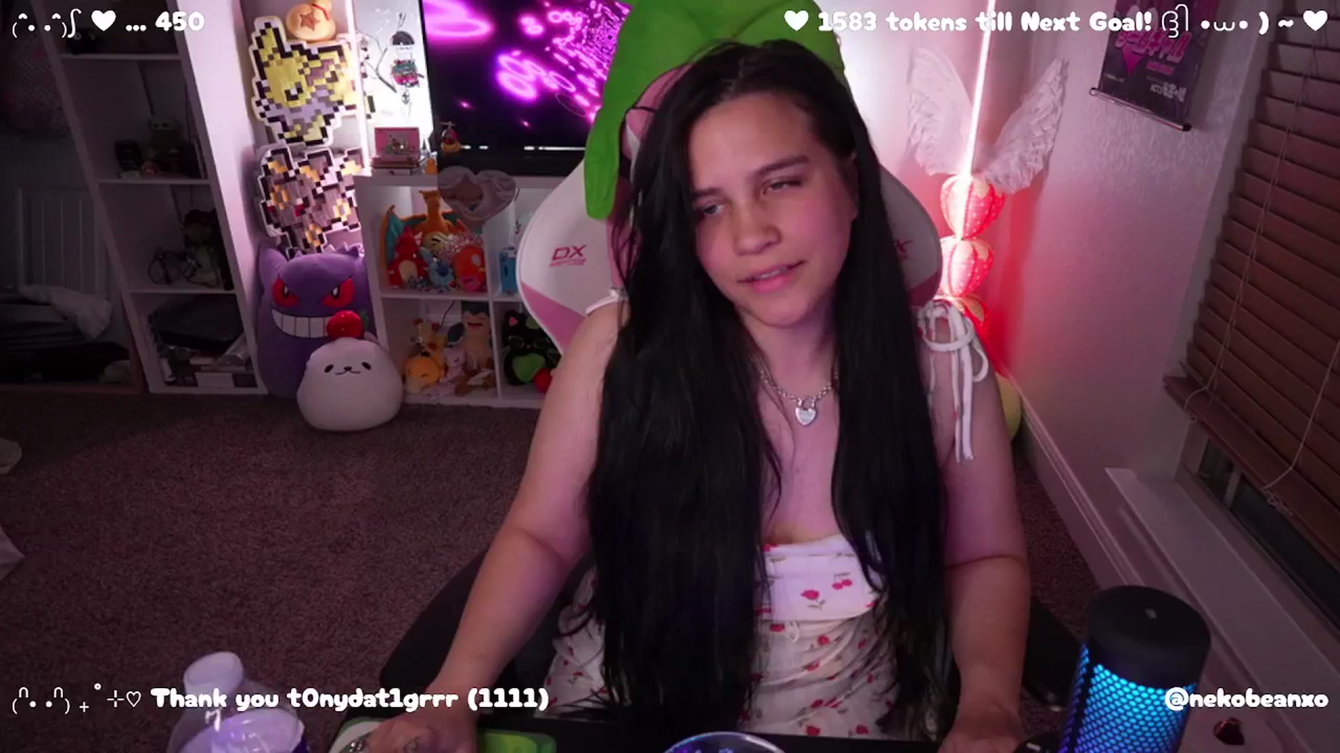 Gallery image thumbnail from Nekobeanxo's myfreecams stream on, 04/08/2025, 06:54 image 4 of 20