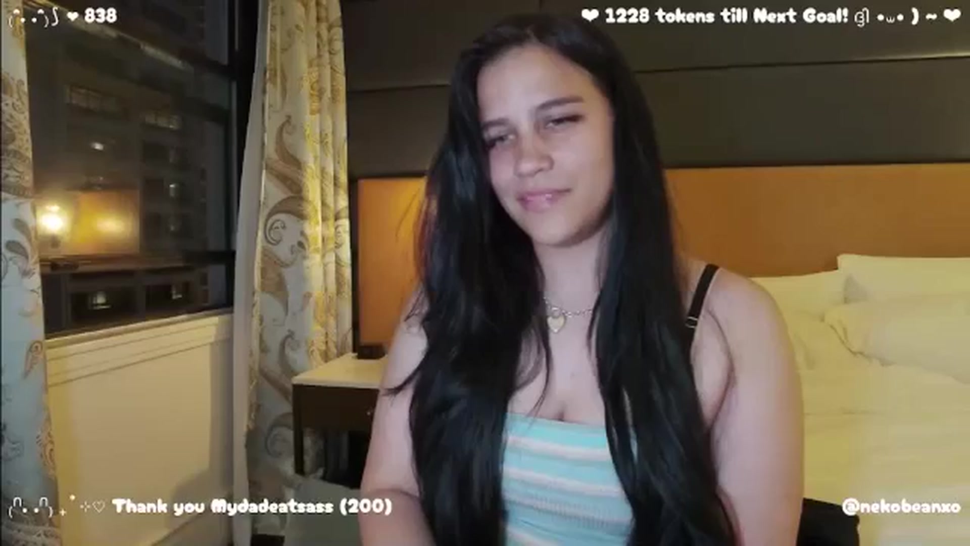 Gallery image thumbnail from Nekobeanxo's myfreecams stream on, 04/20/2025, 04:01 image 14 of 20