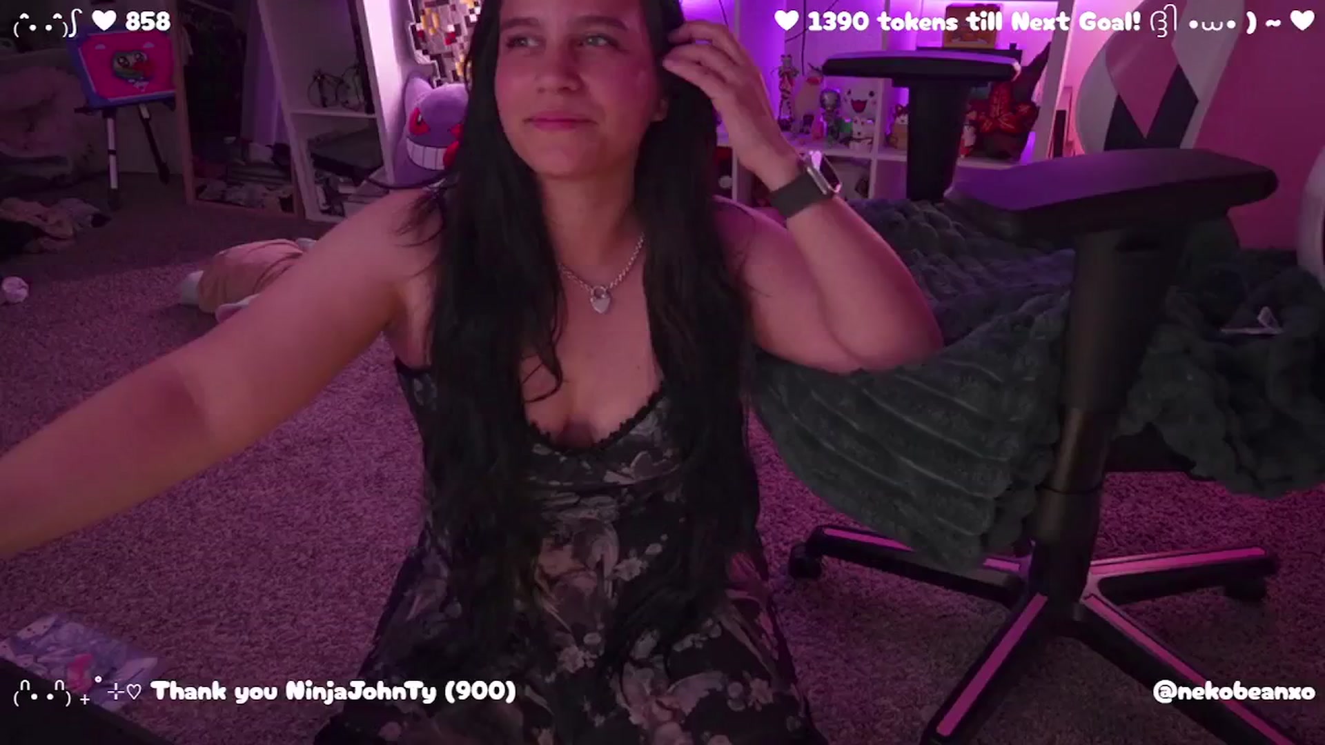 Gallery image thumbnail from Nekobeanxo's myfreecams stream on, 04/30/2025, 06:07 image 17 of 20