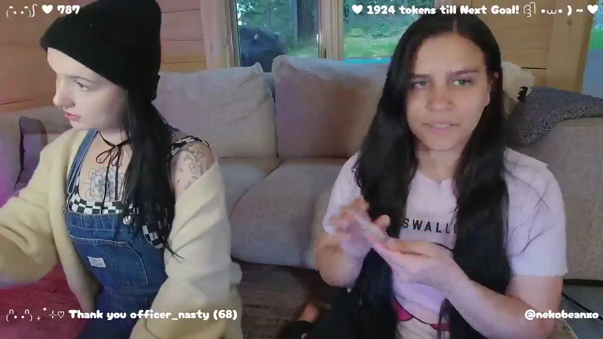 Gallery image thumbnail from Nekobeanxo's myfreecams stream on, 05/05/2025, 03:15 image 7 of 20