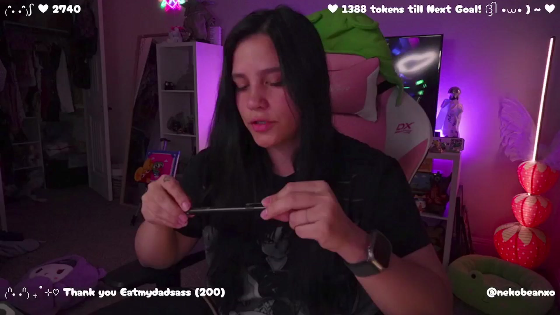 Gallery image thumbnail from Nekobeanxo's myfreecams stream on, 06/03/2025, 05:08 image 14 of 20