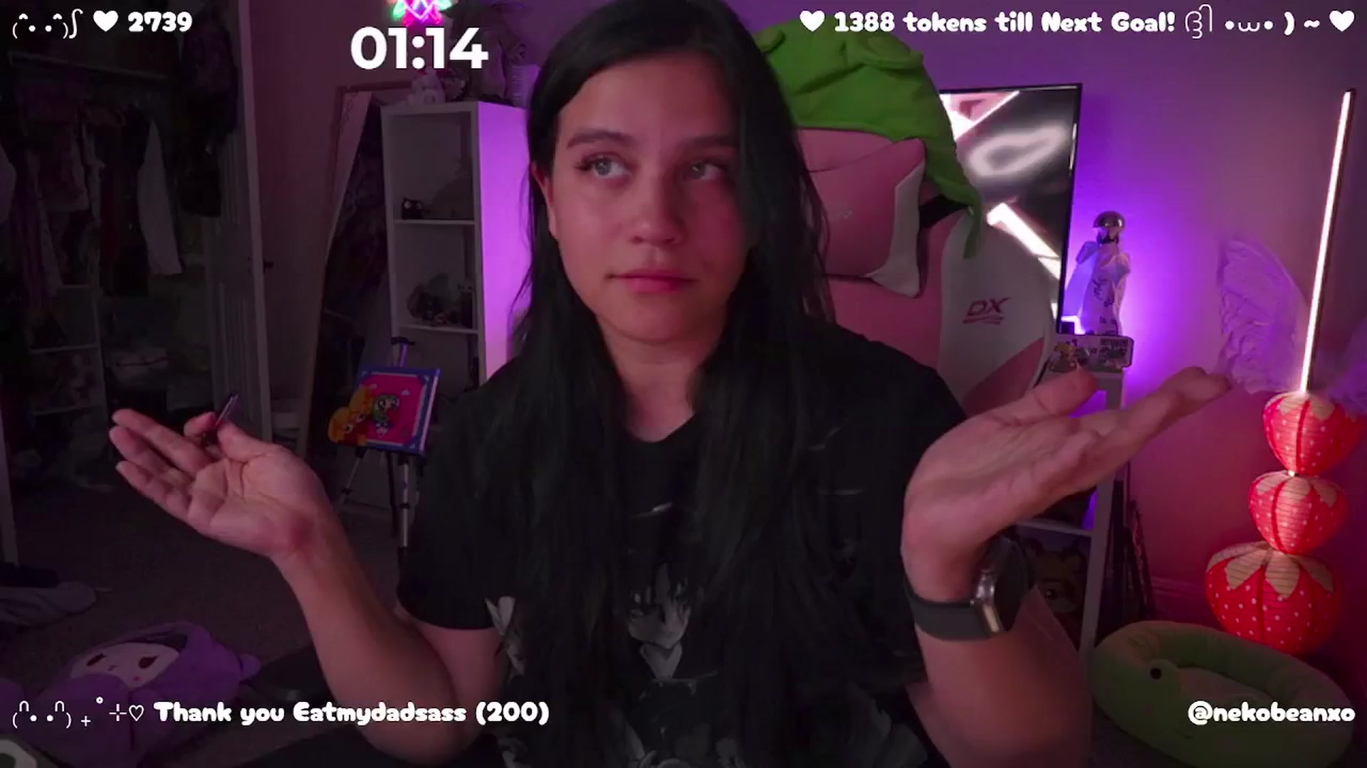 Gallery image thumbnail from Nekobeanxo's myfreecams stream on, 06/03/2025, 05:08 image 12 of 20