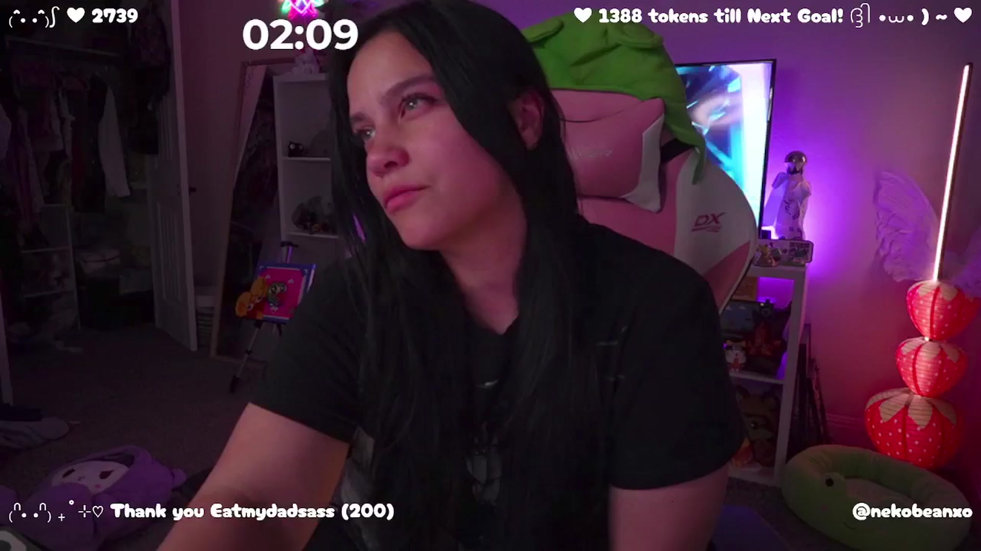 Gallery image thumbnail from Nekobeanxo's myfreecams stream on, 06/03/2025, 05:08 image 11 of 20