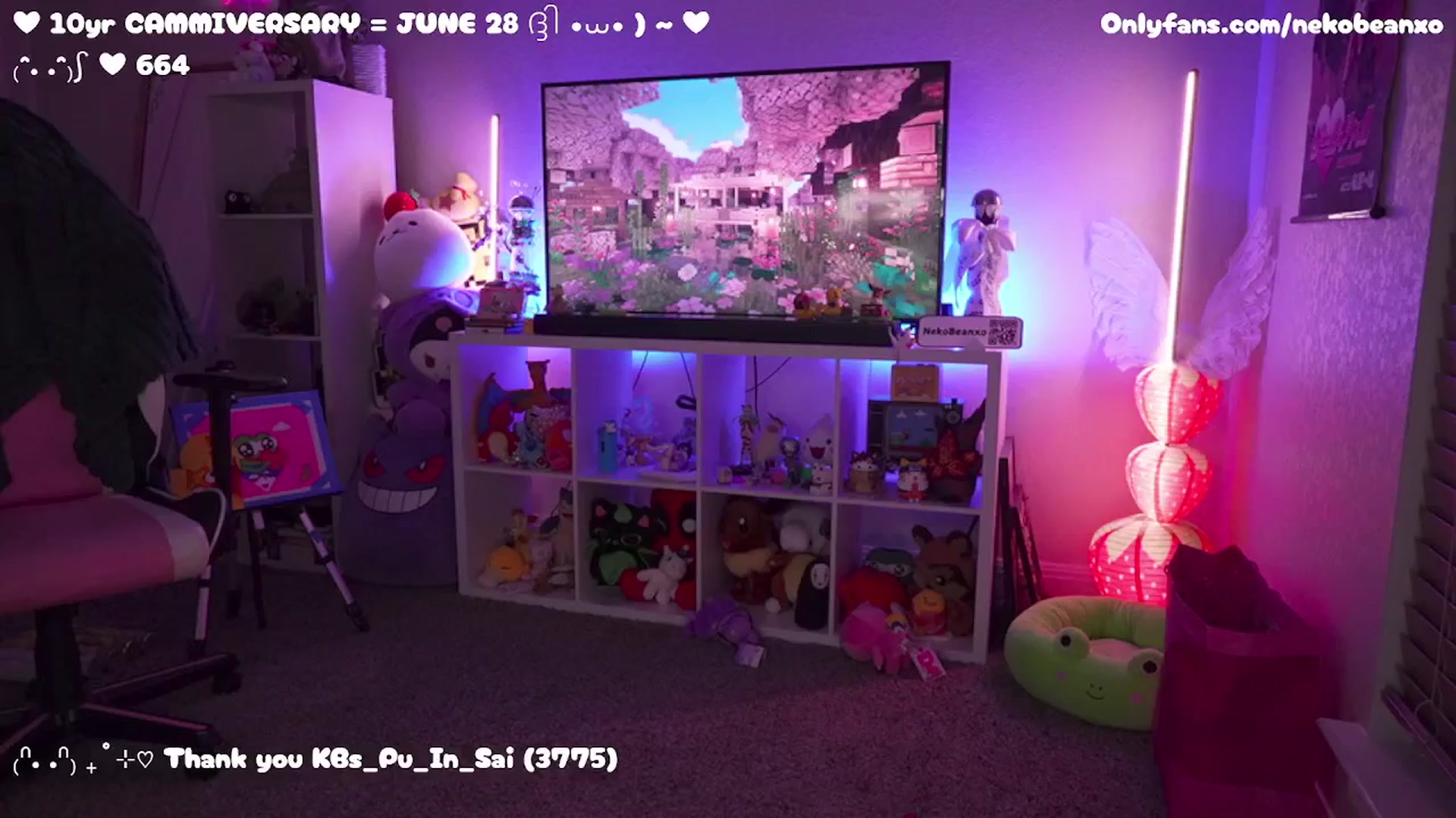 Gallery image thumbnail from Nekobeanxo's myfreecams stream on, 06/29/2025, 07:31 image 2 of 20
