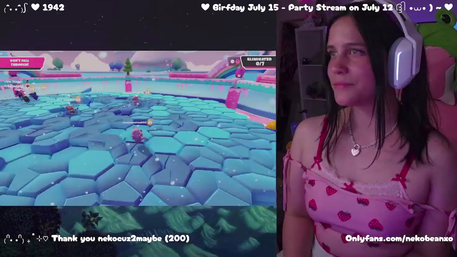 Gallery image thumbnail from Nekobeanxo's myfreecams stream on, 07/03/2025, 05:32 image 20 of 20