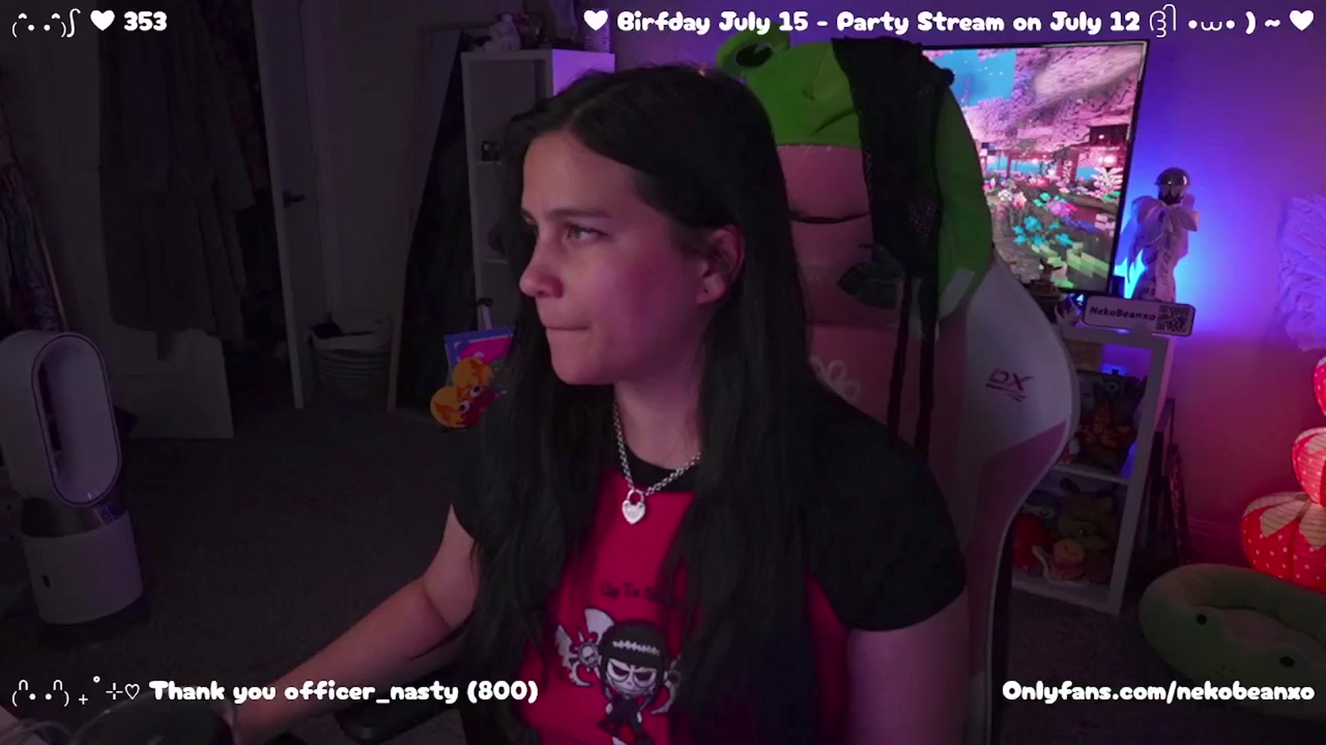 Gallery image thumbnail from Nekobeanxo's myfreecams stream on, 07/11/2025, 05:43 image 6 of 20