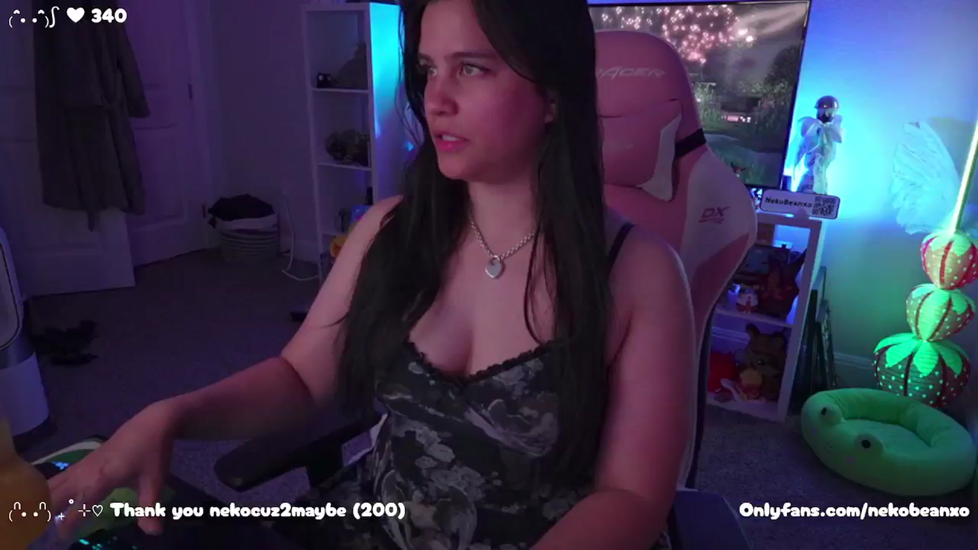 Gallery image thumbnail from Nekobeanxo's myfreecams stream on, 07/27/2025, 05:02 image 2 of 20