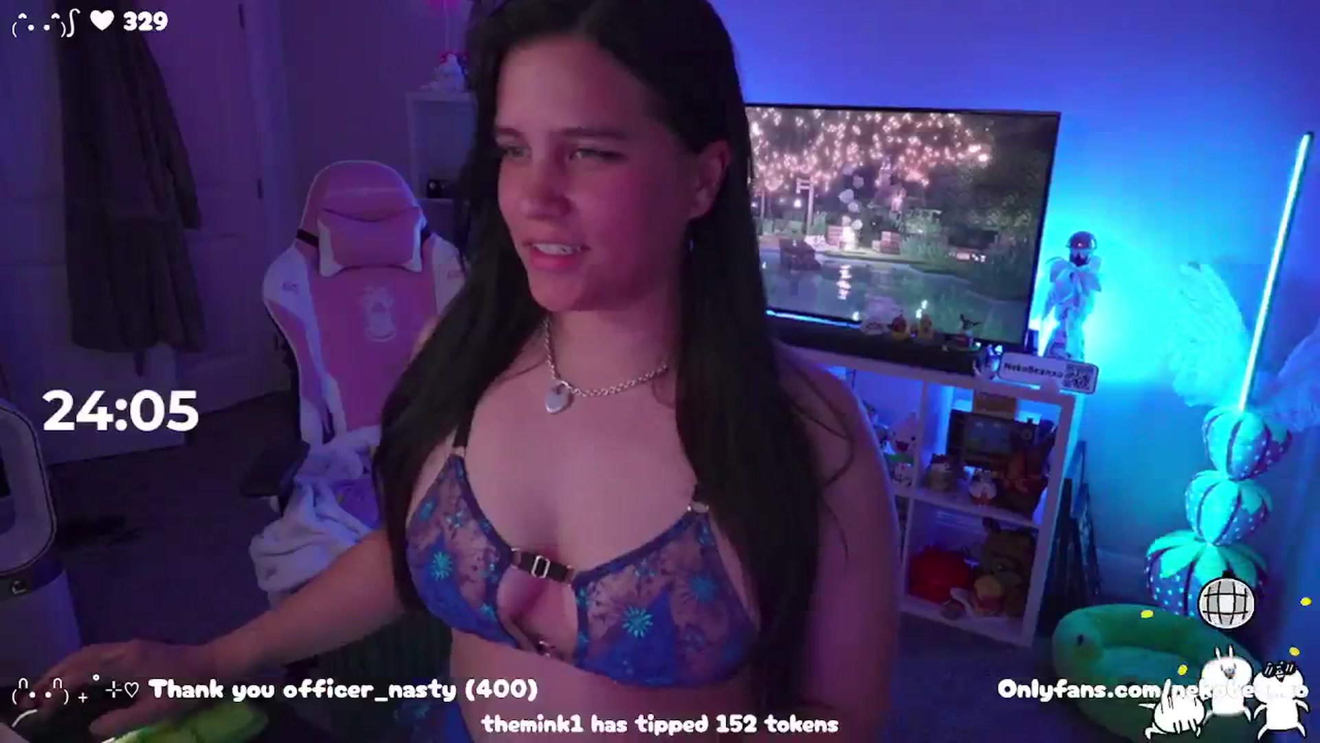 Gallery image thumbnail from Nekobeanxo's myfreecams stream on, 07/27/2025, 05:02 image 15 of 20