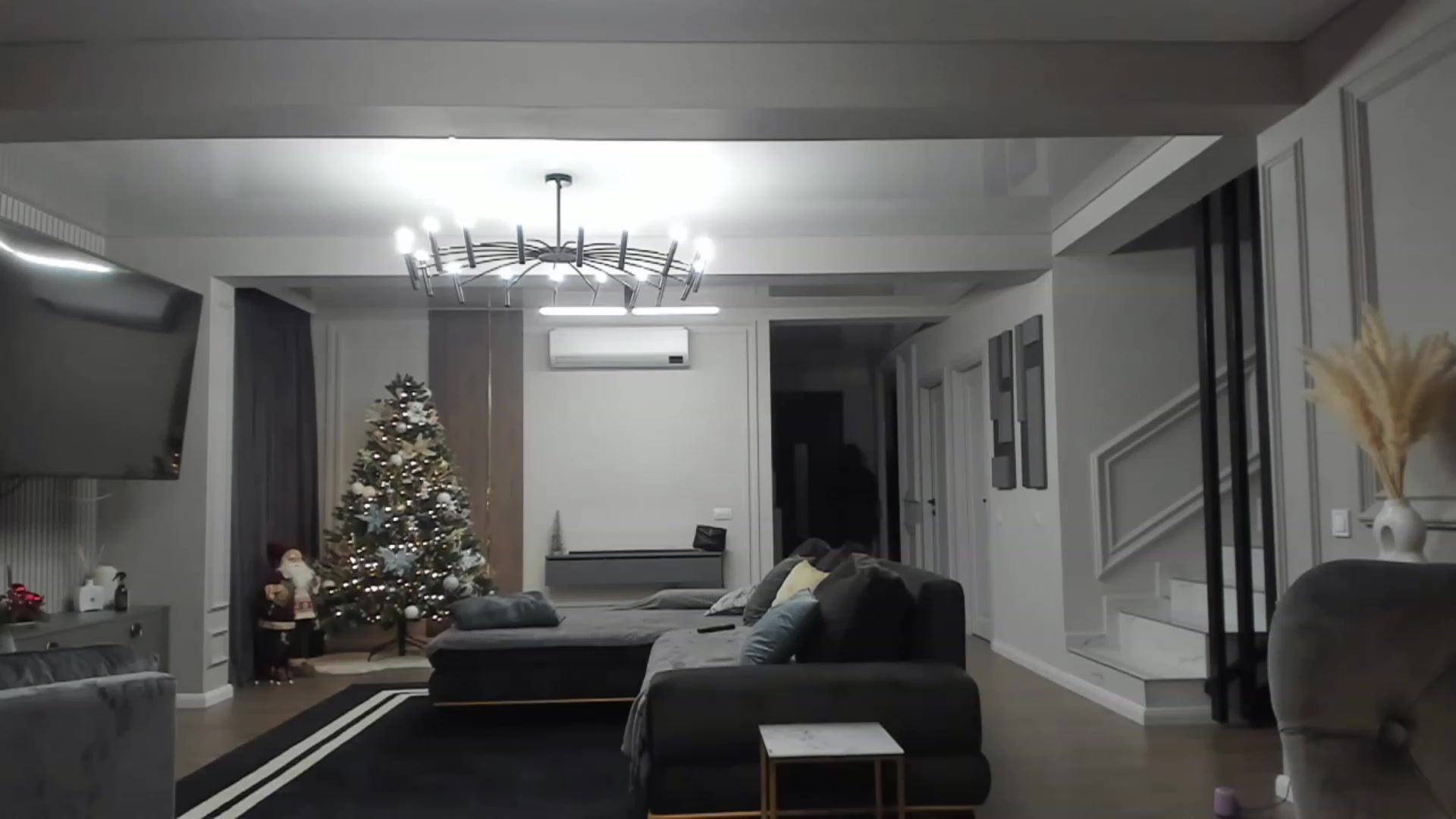 Gallery image thumbnail from NellieCutest's myfreecams stream on, 12/29/2022, 22:11 image 12 of 20