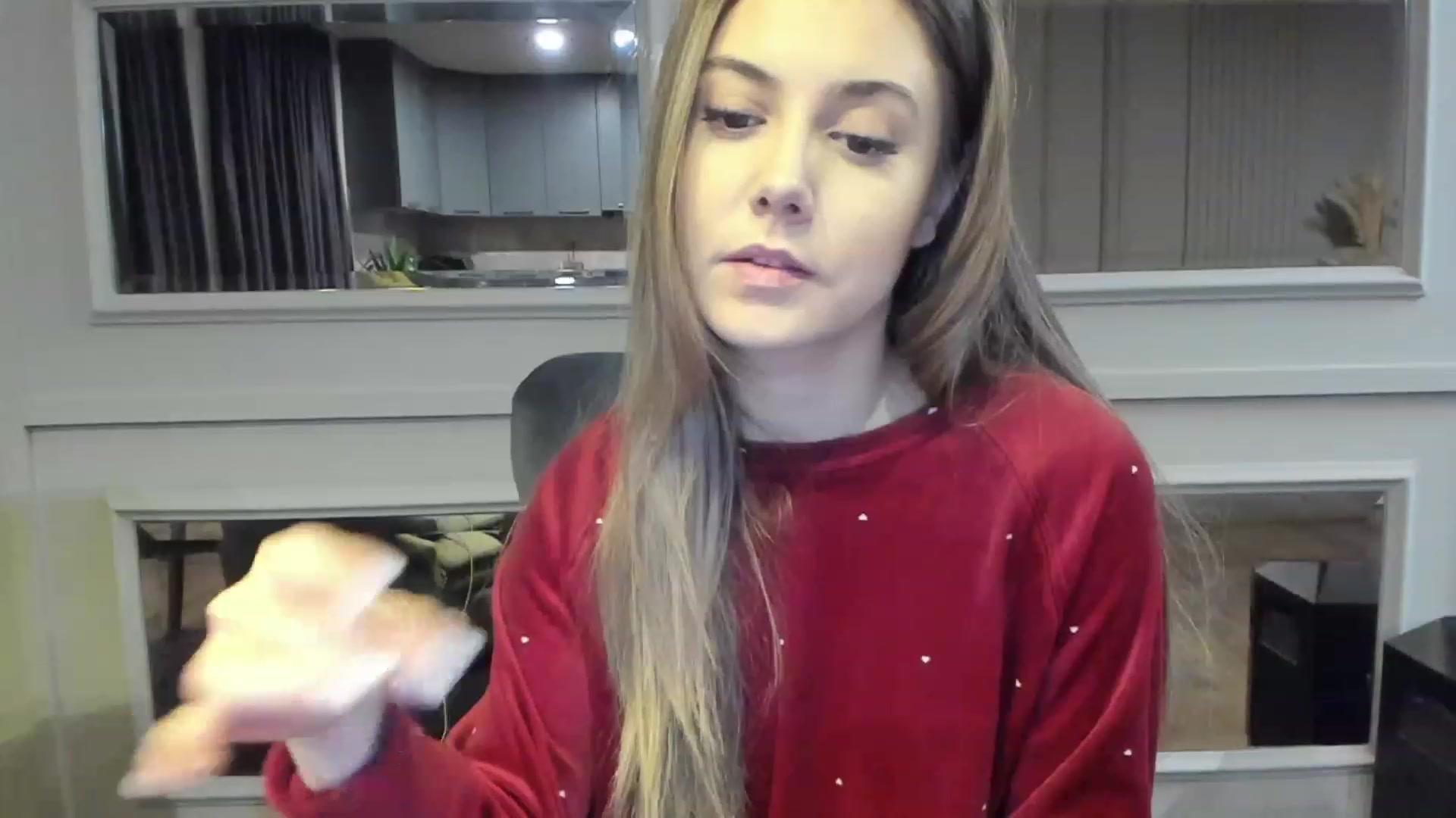 Gallery image thumbnail from NellieCutest's myfreecams stream on, 12/29/2022, 22:11 image 4 of 20