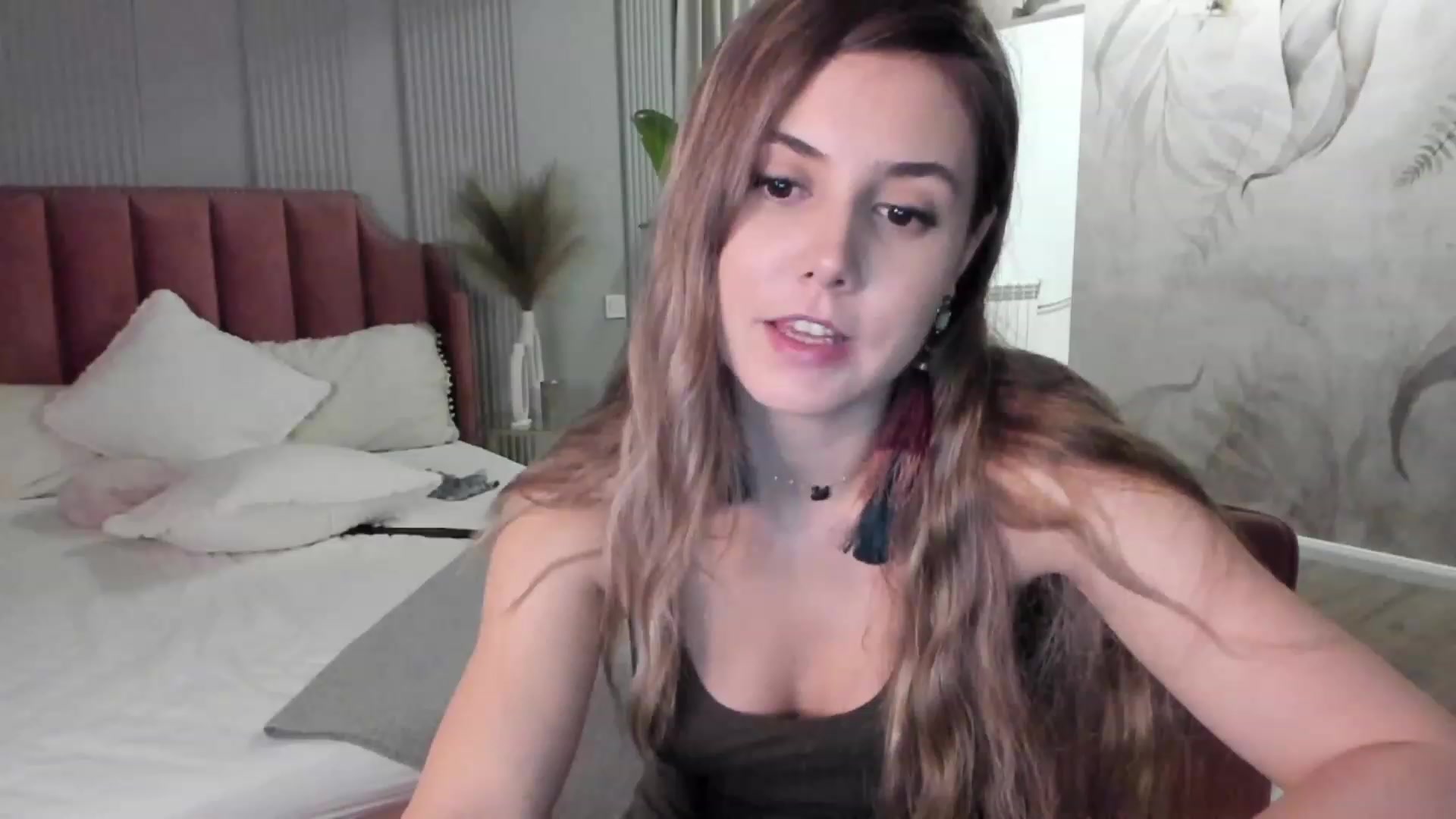 Gallery image thumbnail from NellieCutest's myfreecams stream on, 01/15/2023, 22:44 image 1 of 20