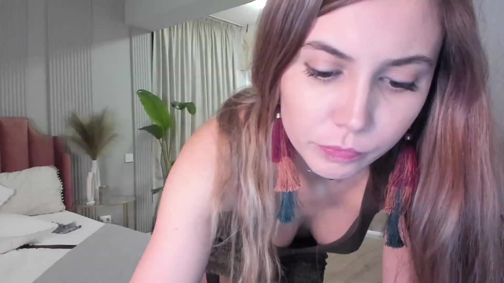 Gallery image thumbnail from NellieCutest's myfreecams stream on, 01/15/2023, 22:44 image 17 of 20