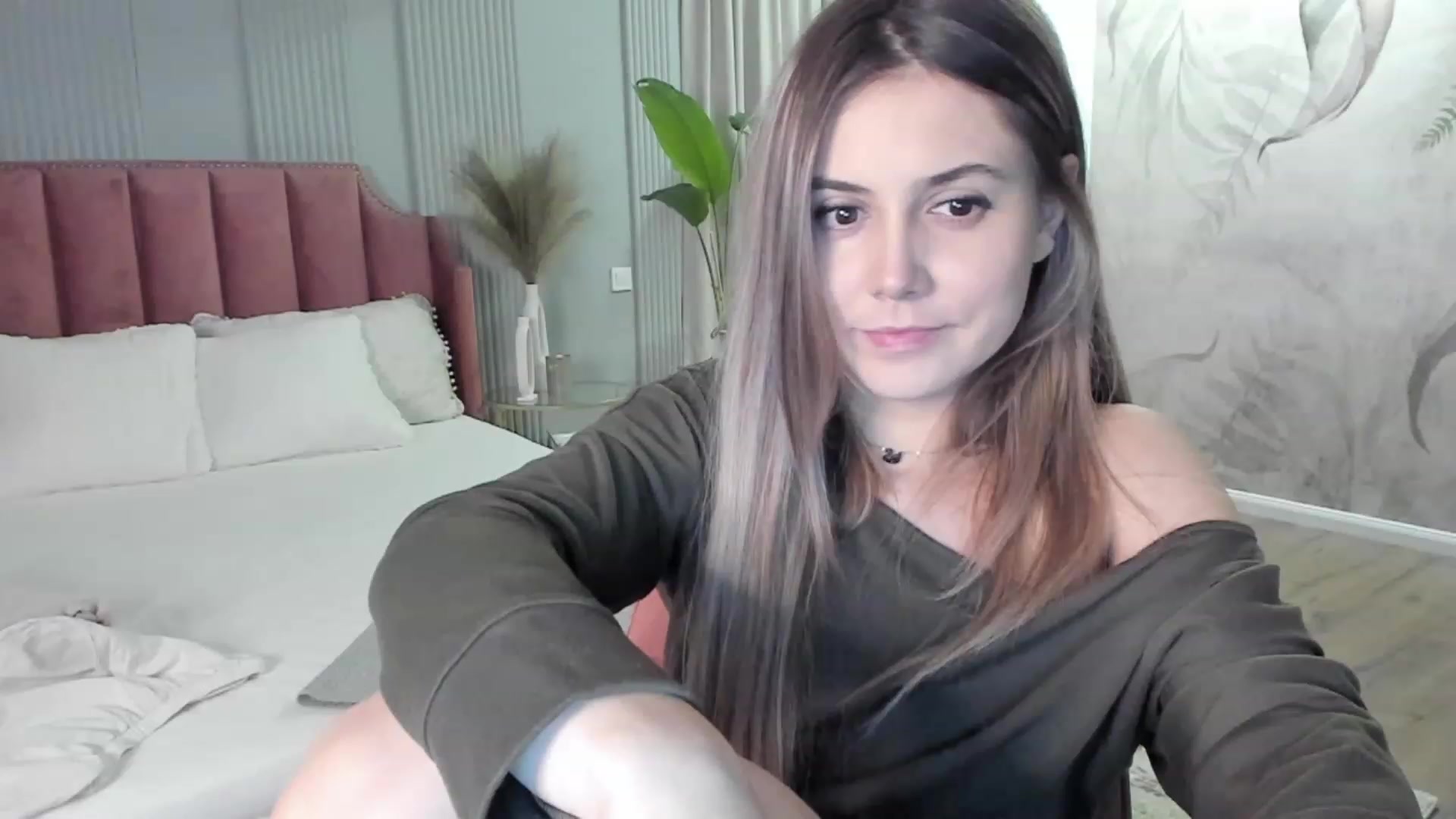 Gallery image thumbnail from NellieCutest's myfreecams stream on, 01/19/2023, 22:47 image 20 of 20