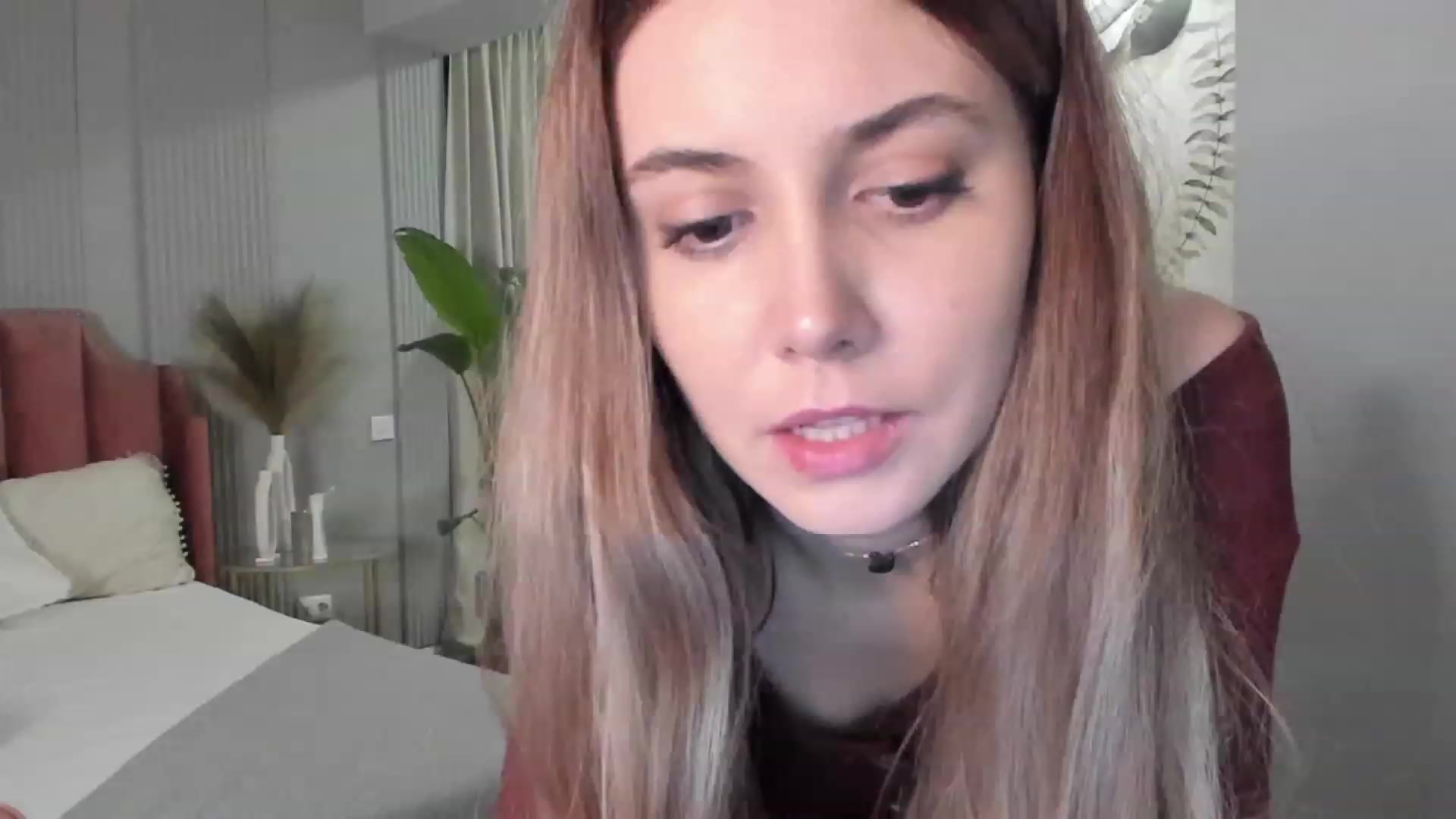 Gallery image thumbnail from NellieCutest's myfreecams stream on, 01/22/2023, 22:17 image 6 of 20