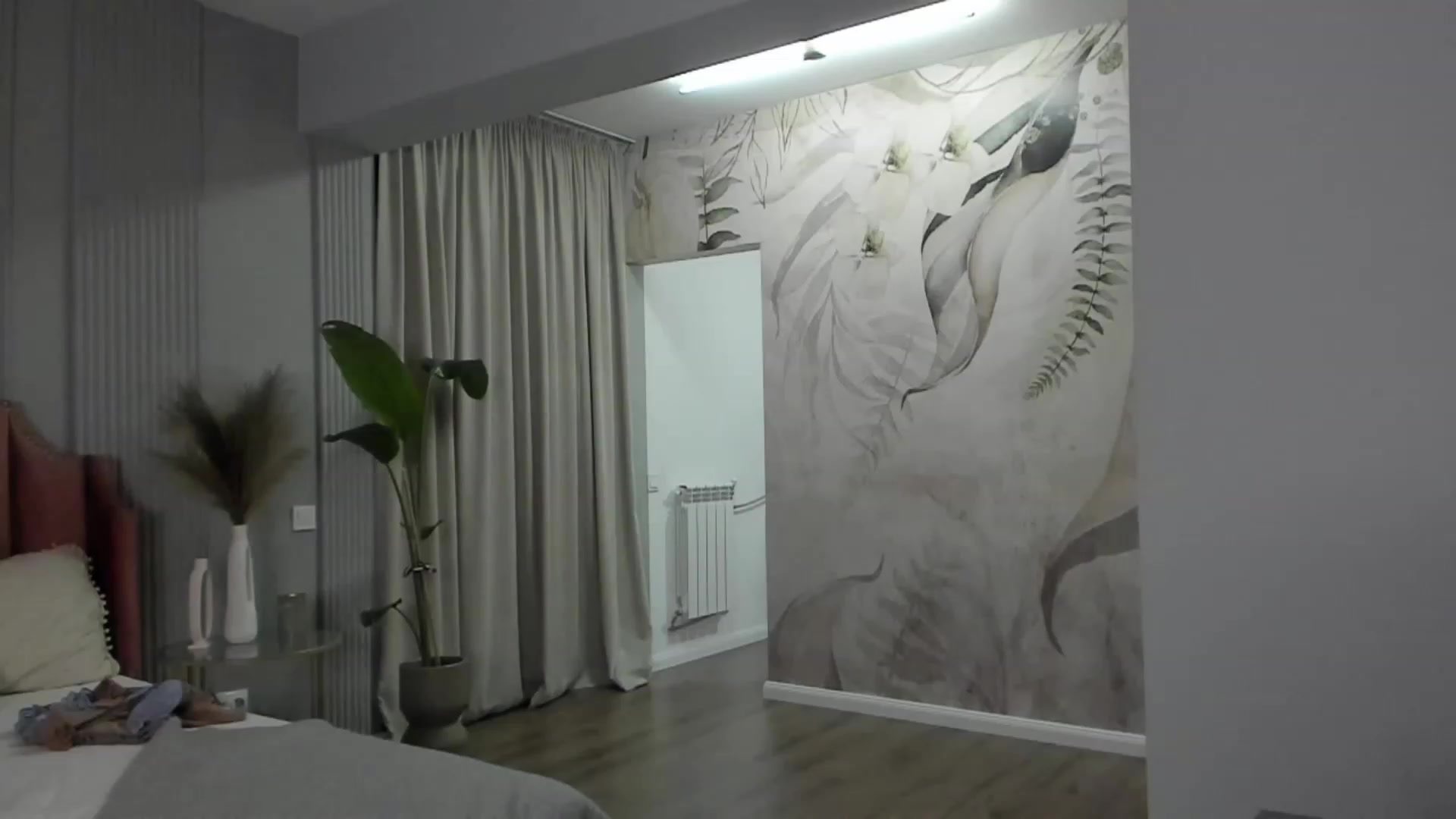 Gallery image thumbnail from NellieCutest's myfreecams stream on, 01/26/2023, 22:40 image 10 of 20