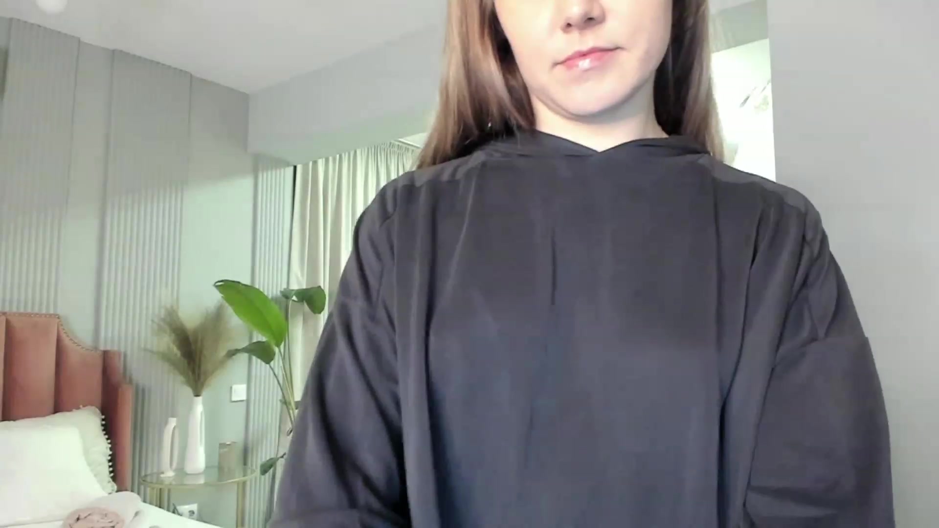 Gallery image thumbnail from NellieCutest's myfreecams stream on, 01/29/2023, 23:19 image 14 of 20