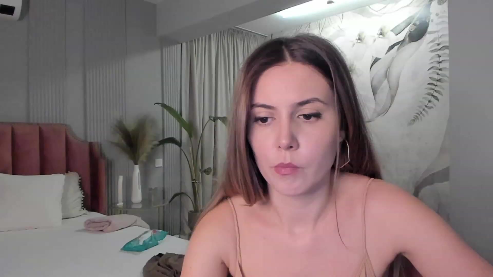 Gallery image thumbnail from NellieCutest's myfreecams stream on, 02/09/2023, 21:06 image 1 of 20
