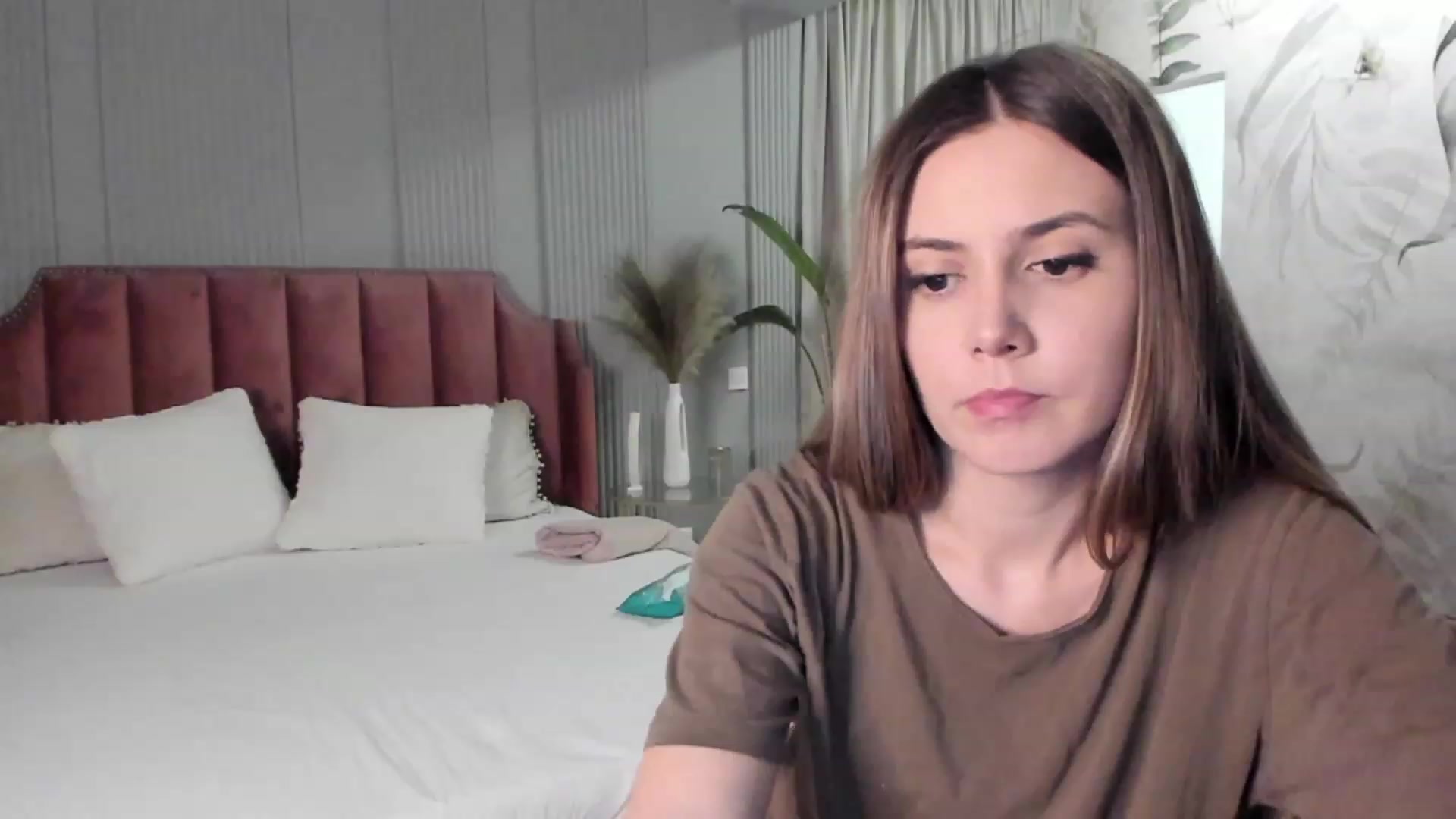 Gallery image thumbnail from NellieCutest's myfreecams stream on, 02/09/2023, 21:39 image 1 of 20