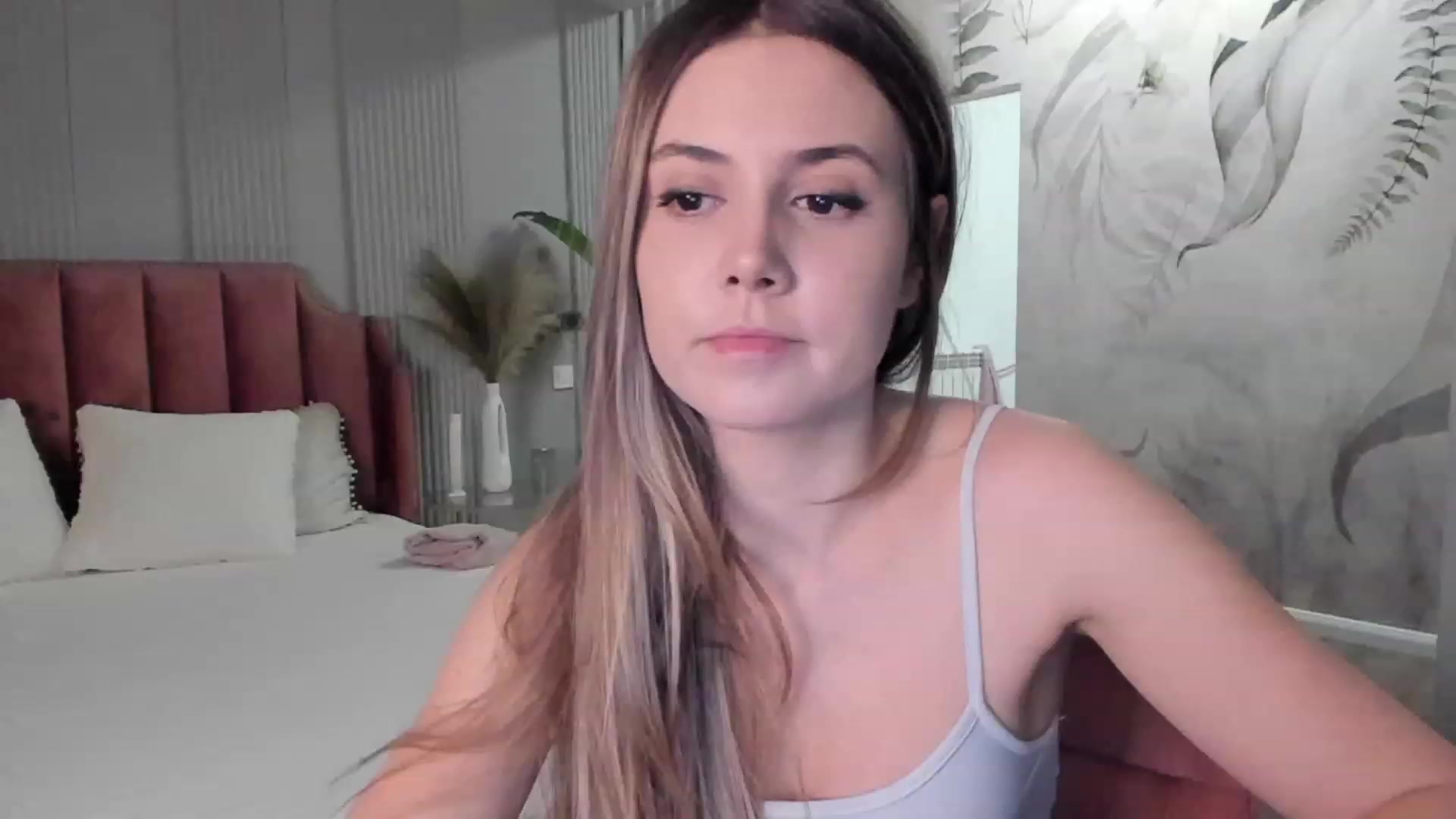 Gallery image thumbnail from NellieCutest's myfreecams stream on, 02/10/2023, 20:44 image 1 of 20