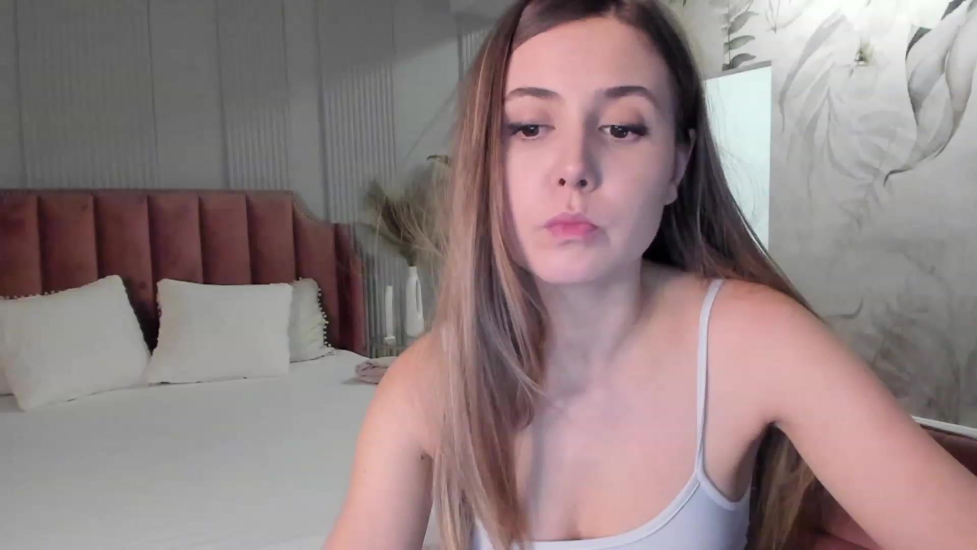 Gallery image thumbnail from NellieCutest's myfreecams stream on, 02/10/2023, 21:45 image 1 of 20