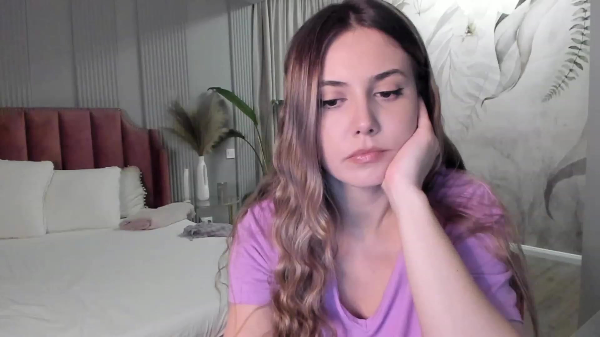 Gallery image thumbnail from NellieCutest's myfreecams stream on, 02/12/2023, 22:21 image 5 of 20